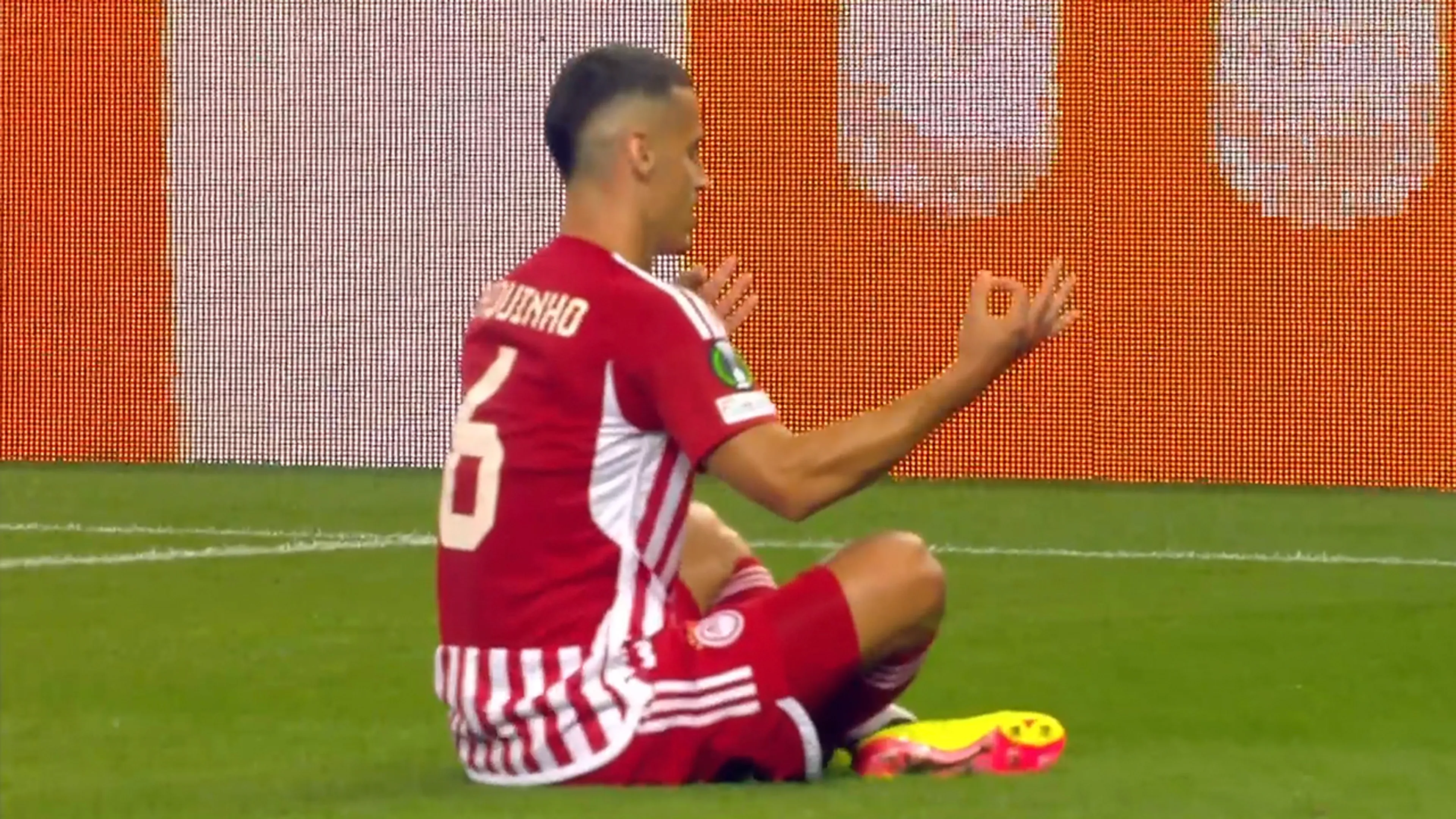 VIDEOGOAL: Olympiakos - Fenerbahçe 3-0 (Chiquinho)