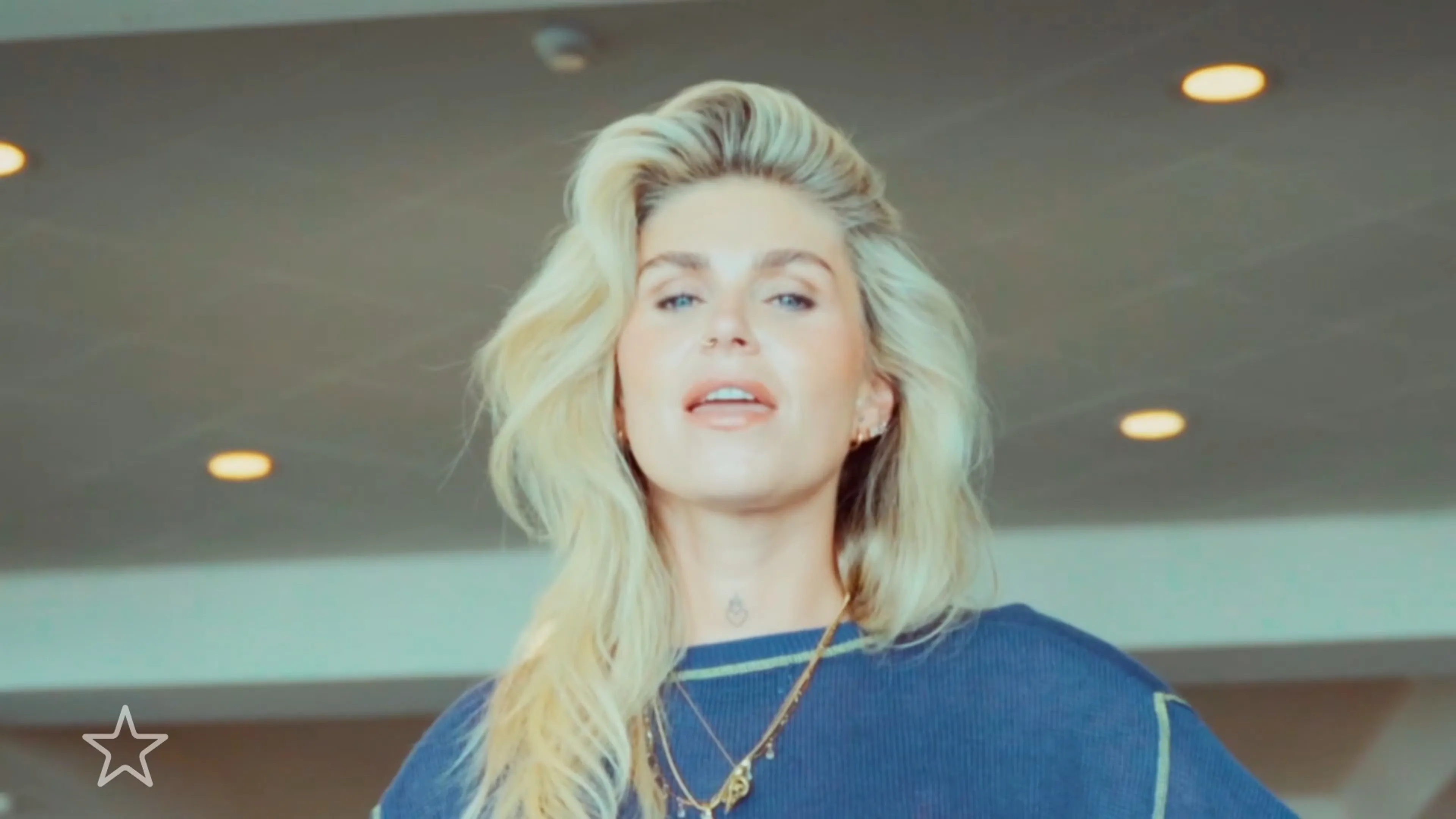 Roxeanne gaat met nieuw album de theaters in: 'Het wordt iets unieks'