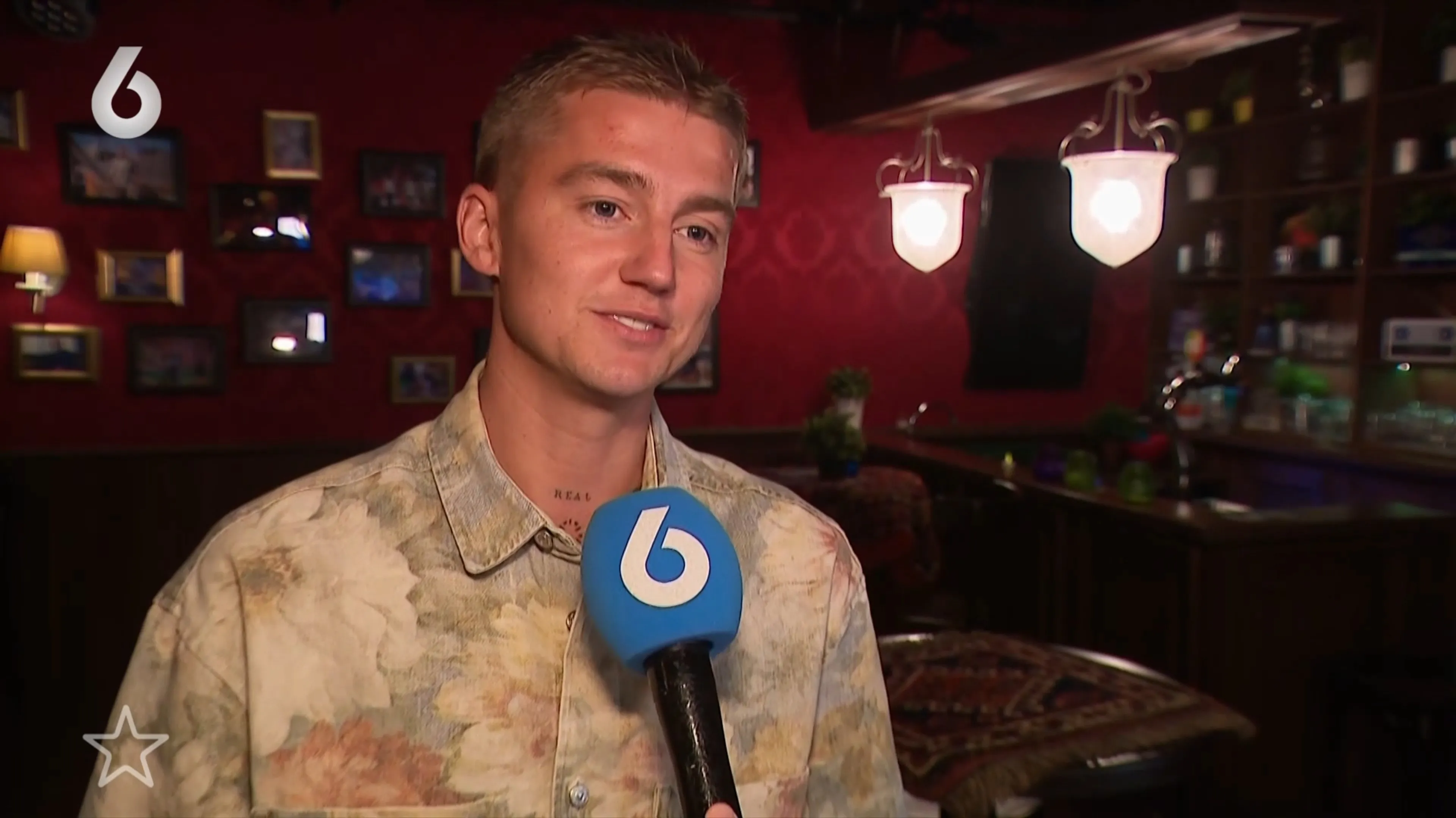 Mart Hoogkamer over zijn sentimentele zomerlied Kroegen in de Hemel