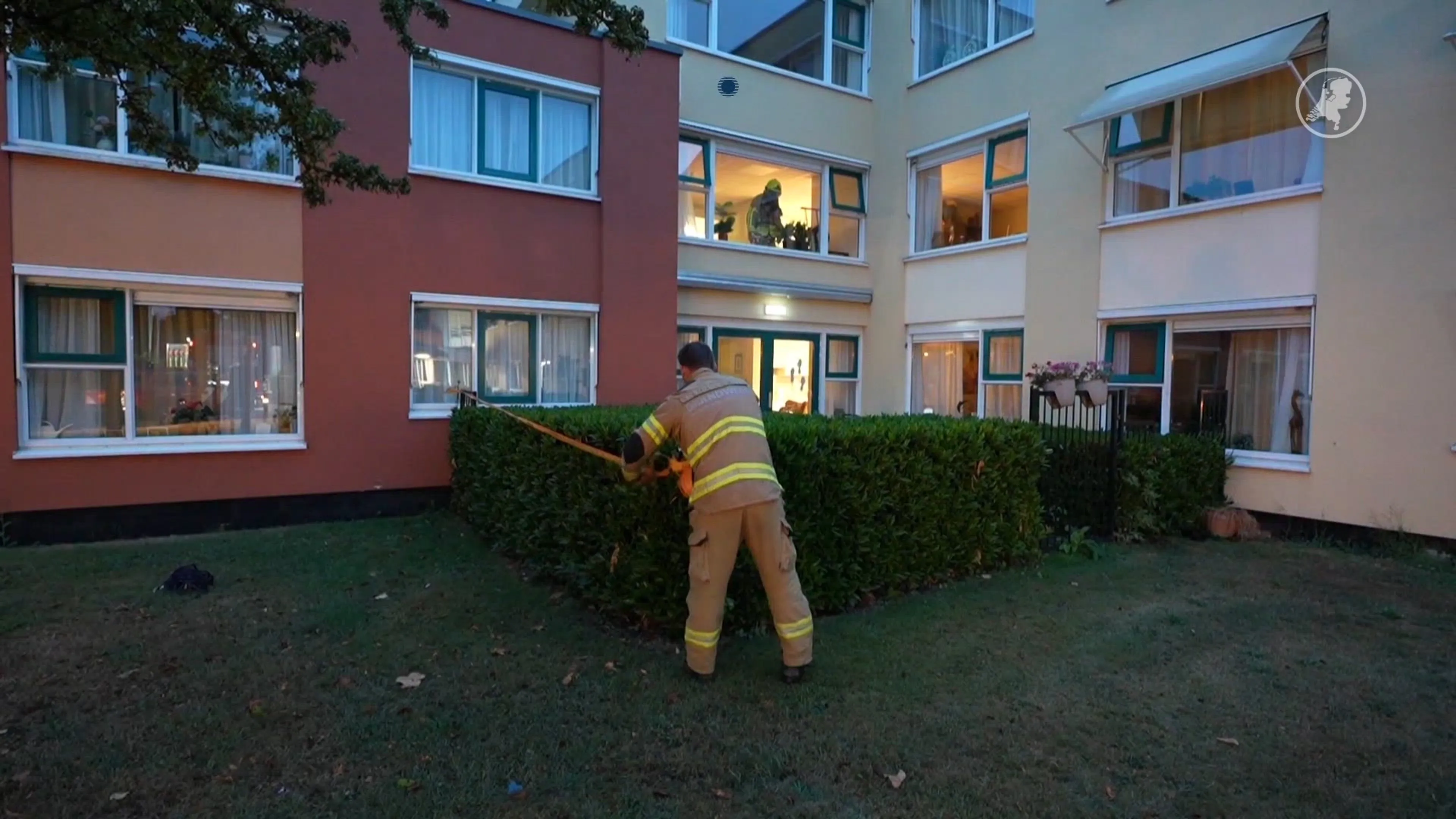 Bewoners geëvacueerd na brand bij zorginstelling Dieren