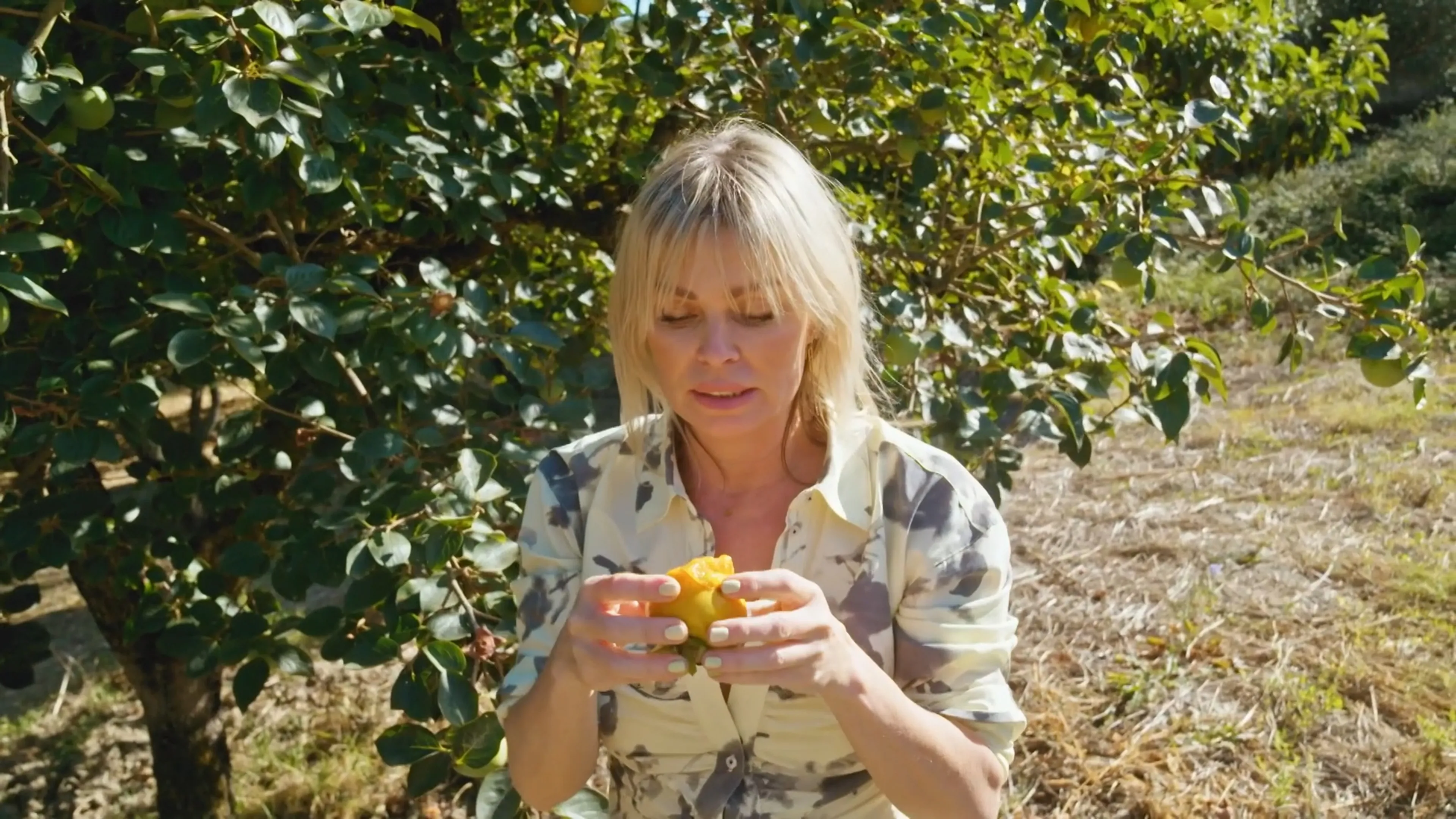 Bridget komt bedrogen uit bij de appelbomen