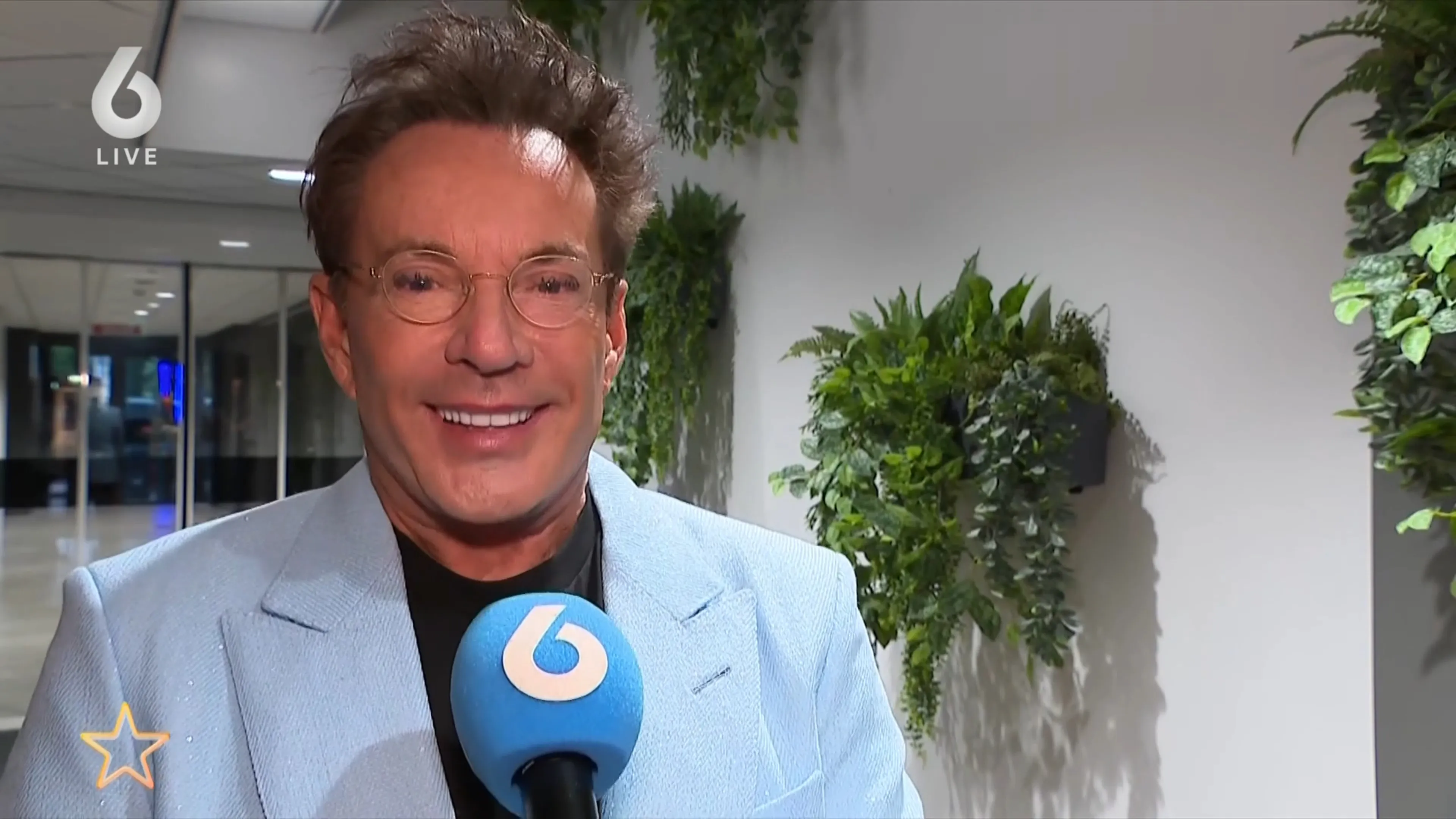 Gerard Joling brengt nieuwe single uit: Creditcard van Staal
