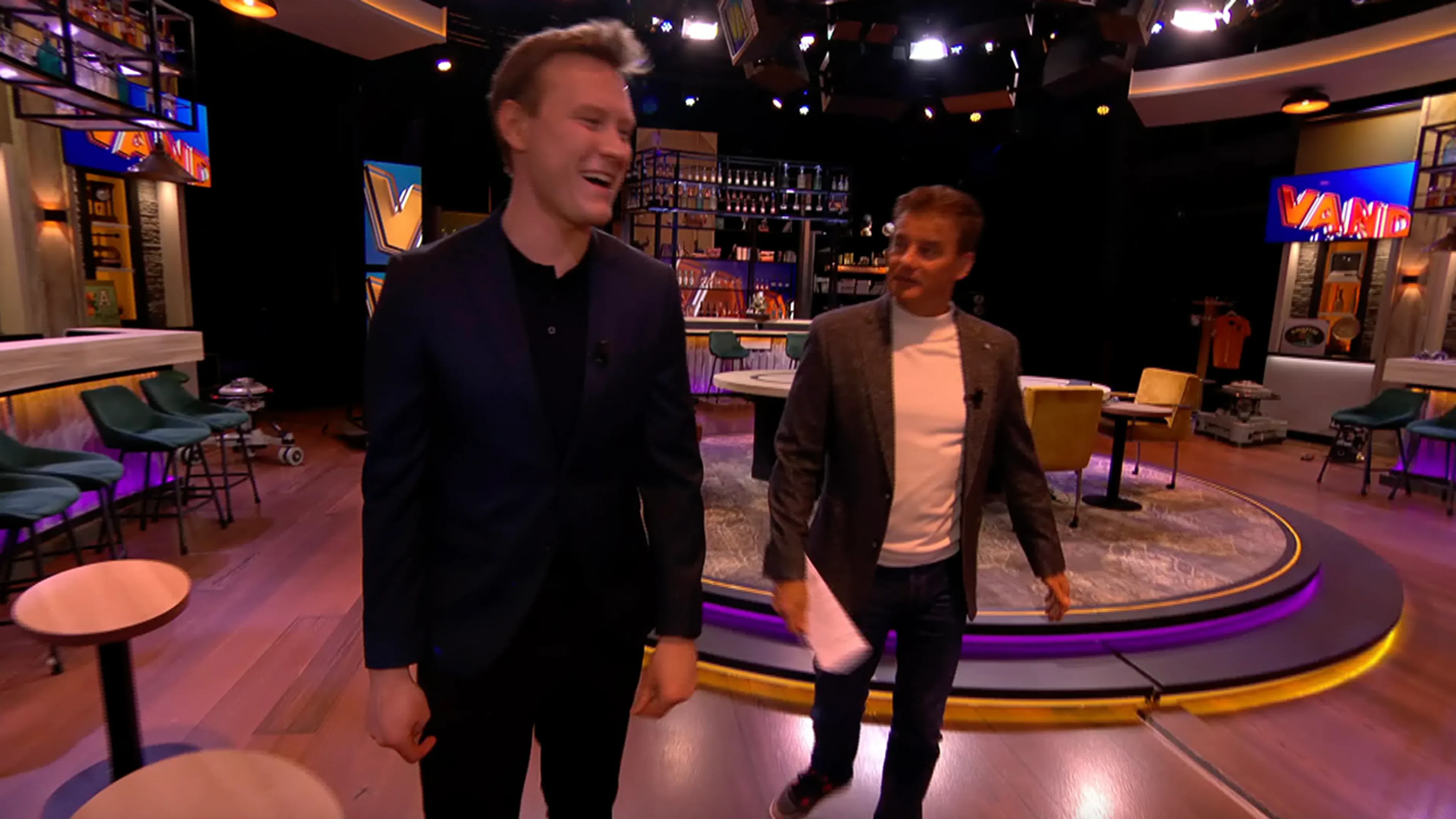 Wilfred waarschuwt Sam In de Wandelgangen: 'Dan gaan ze met een klotegevoel naar bed!'