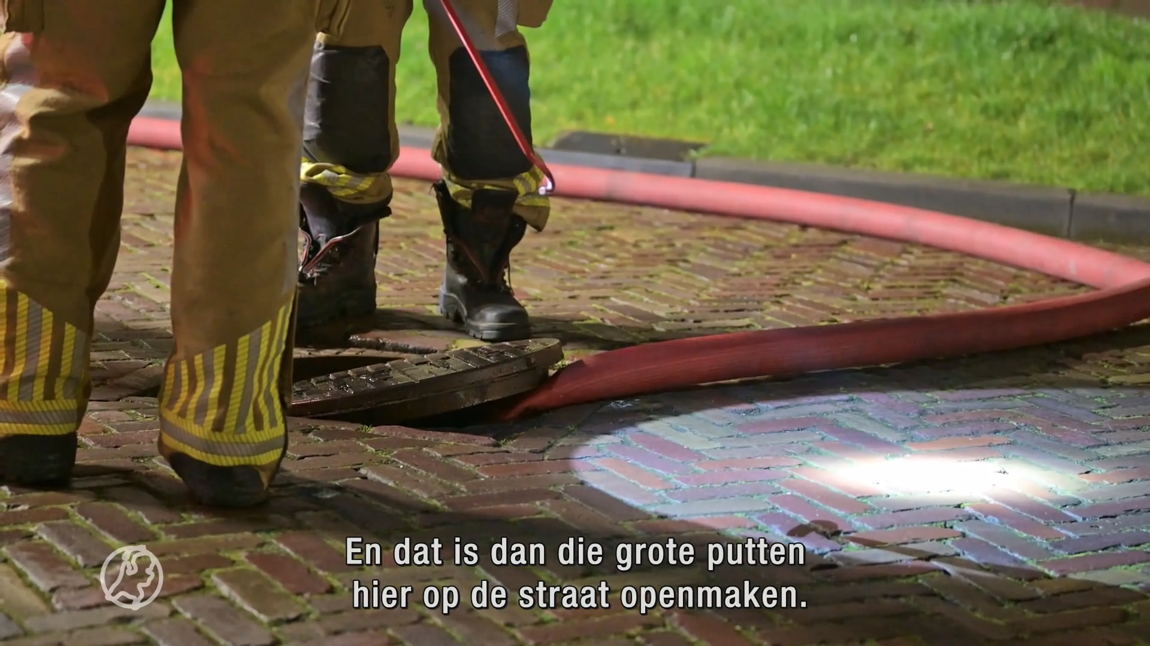 Buurtbewoners zijn bezorgd over mysterieuze benzinegeur: 'Je ruikt het overal'