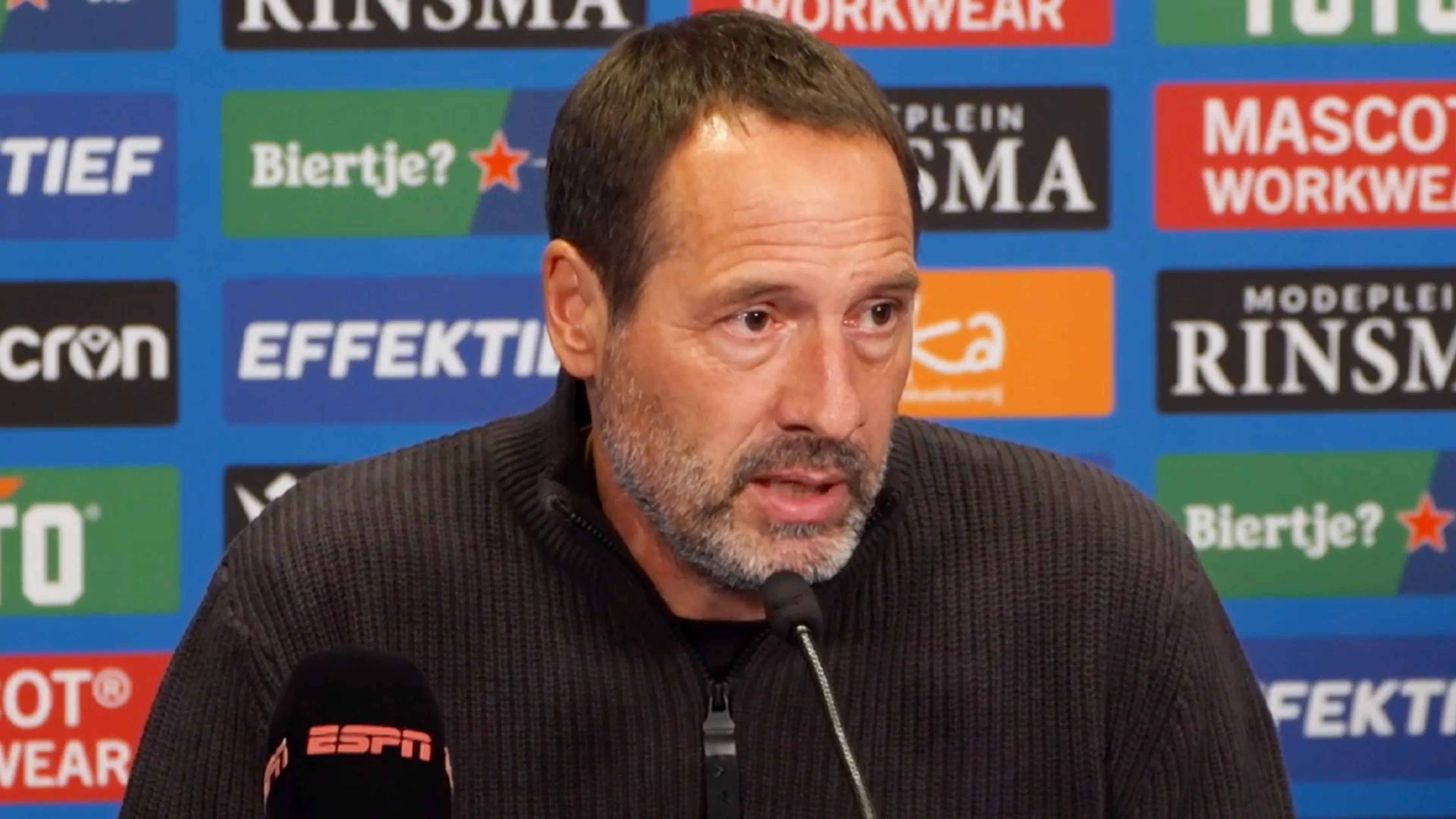 Van 't Schip over Sosa: 'Het blijft een positie waar we problemen hebben'