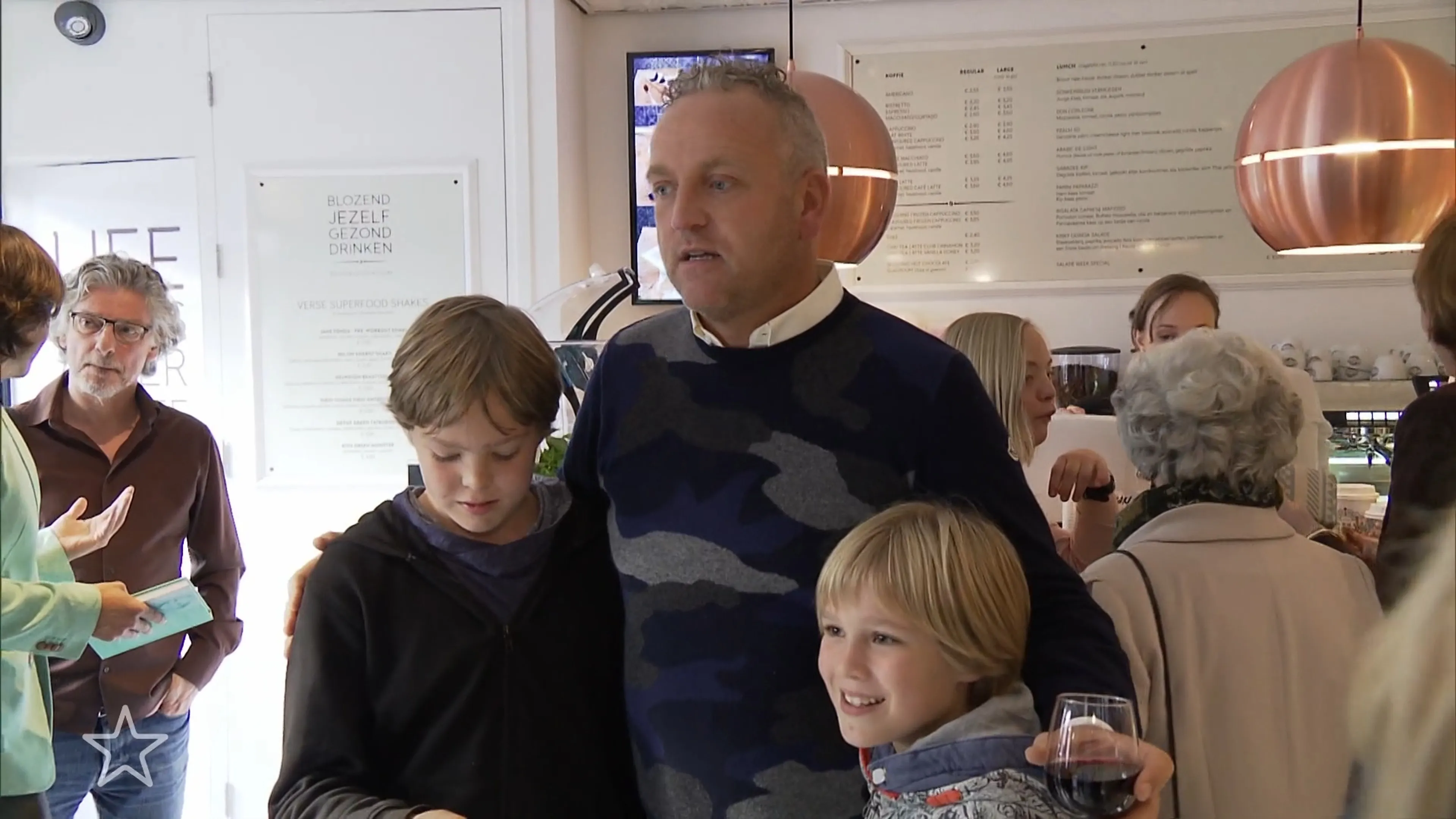 Gordon komt met opmerkelijk verhaal over mogelijke draagmoeder