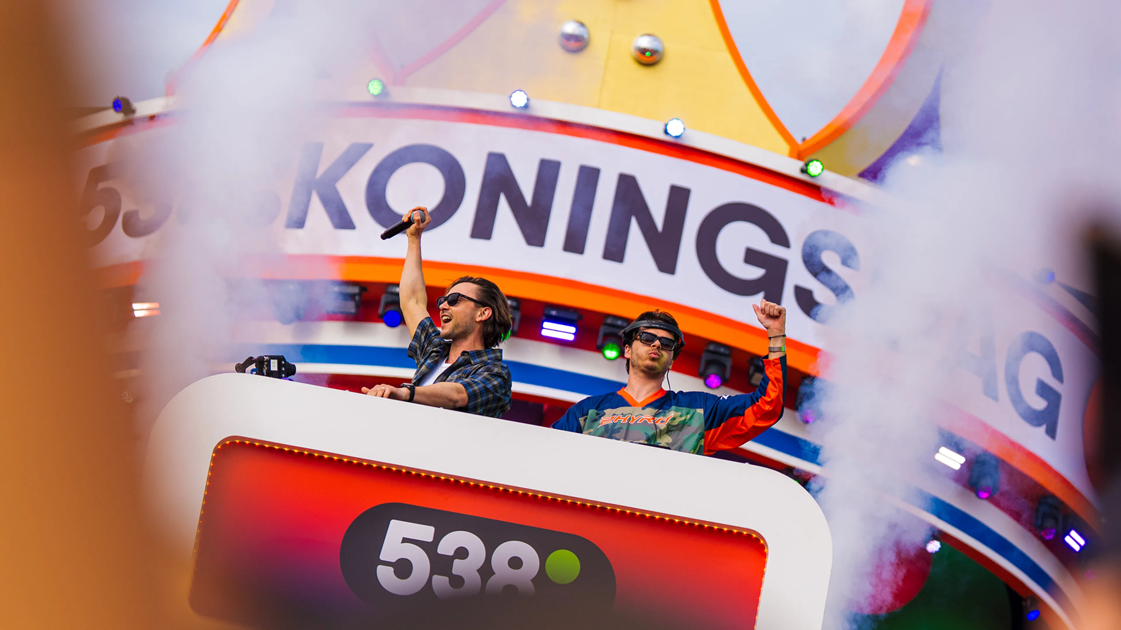 Lucas & Steve bouwen een feestje in Breda