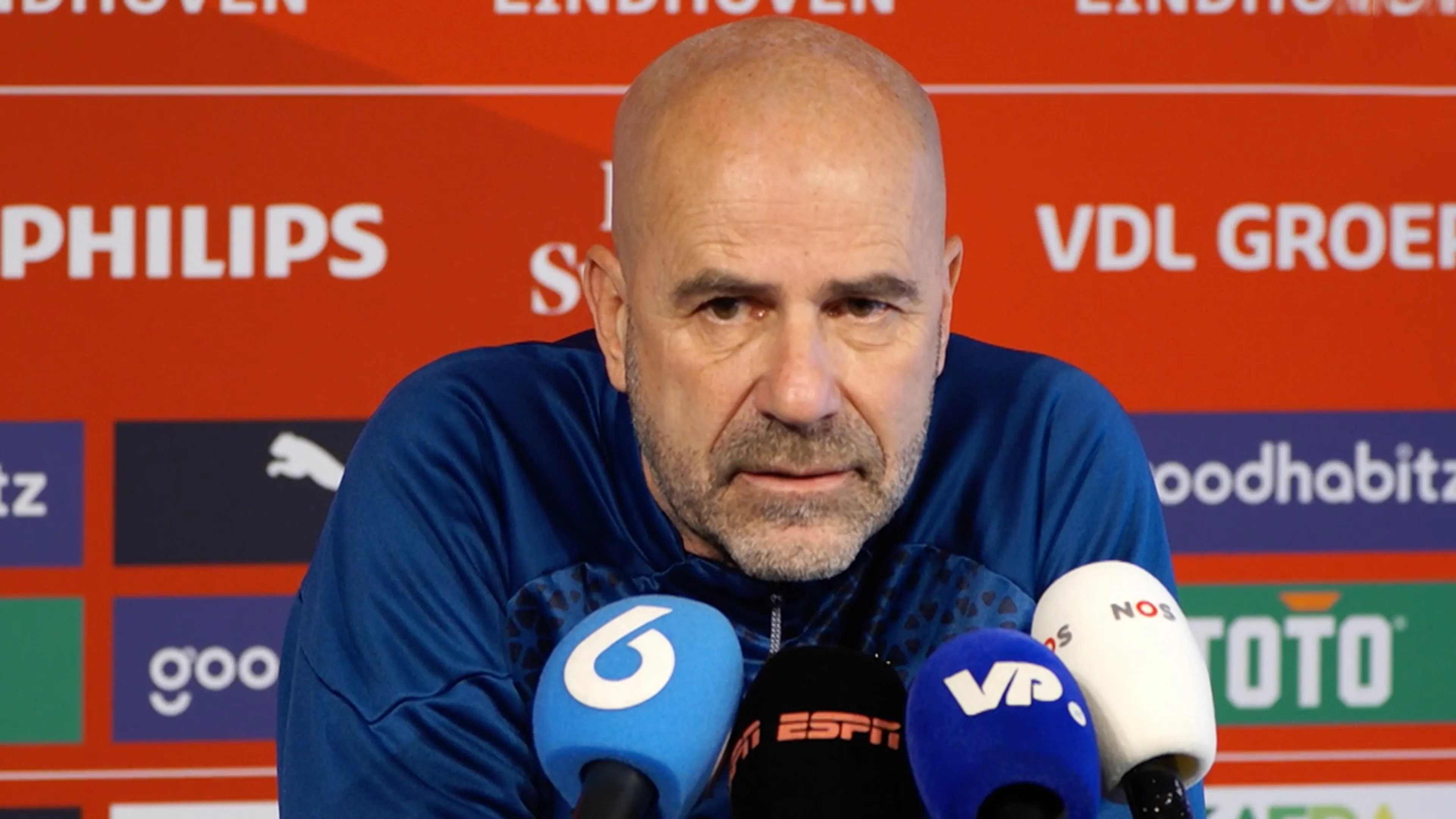 Peter Bosz over de instelling van zijn ploeg tegen FC Volendam: 'Dat zal ik niet toelaten'