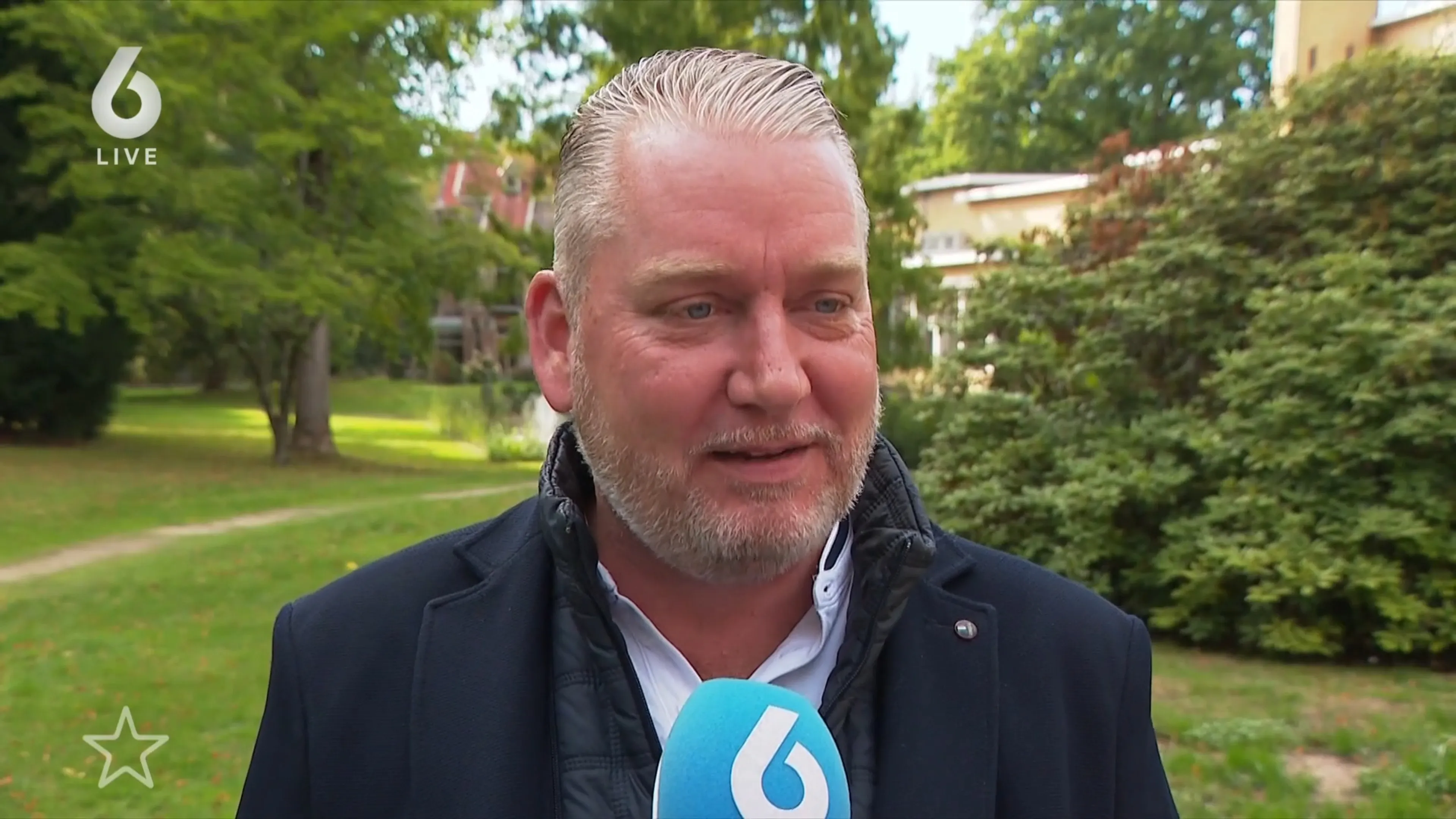Oud-B&B Vol Liefde-deelnemers reageren op muzikale stap Timothy