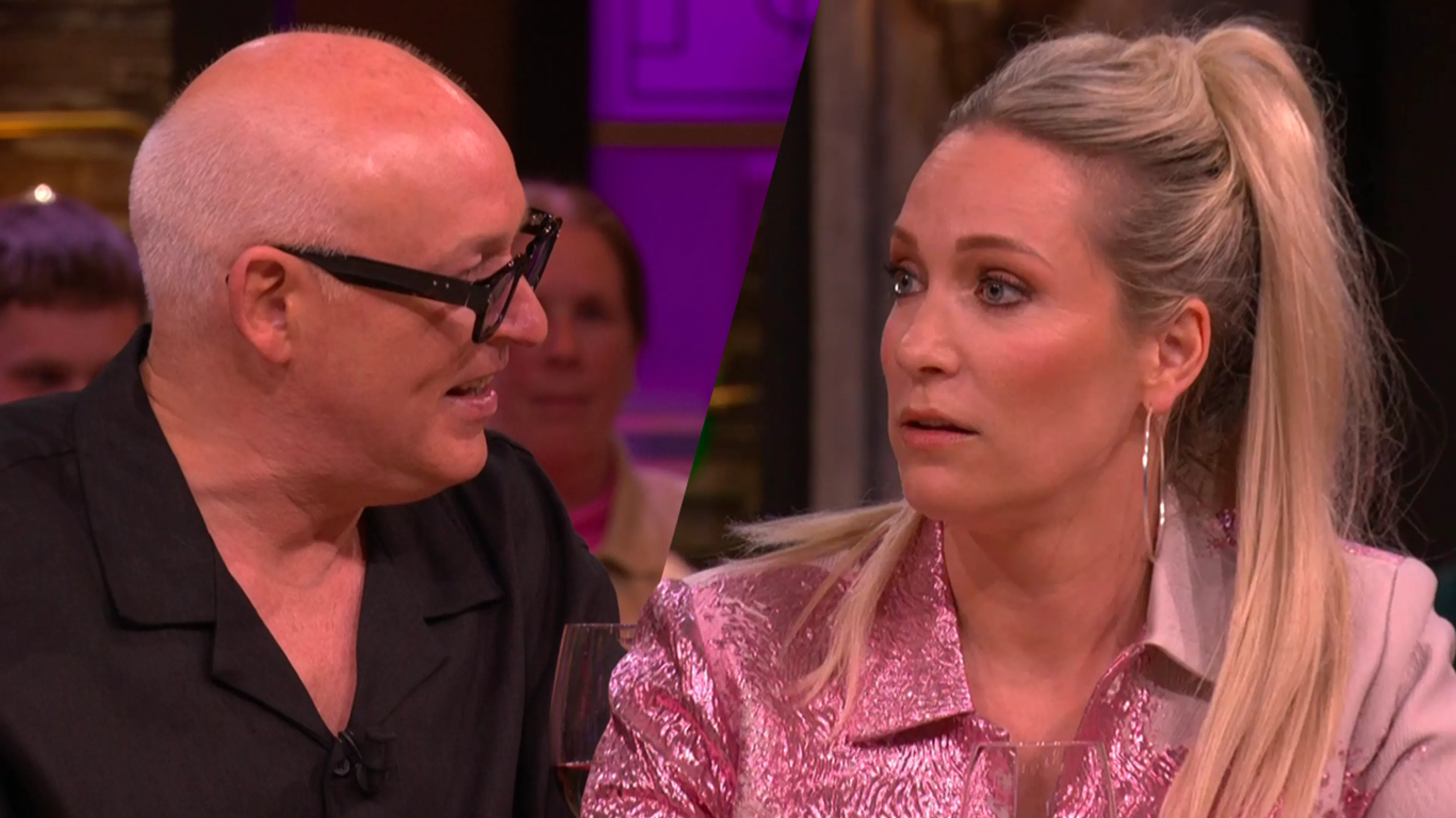 René schrikt van reactie Hélène op Johan: ‘Dat is hier aan tafel nog nóóit gezegd…’
