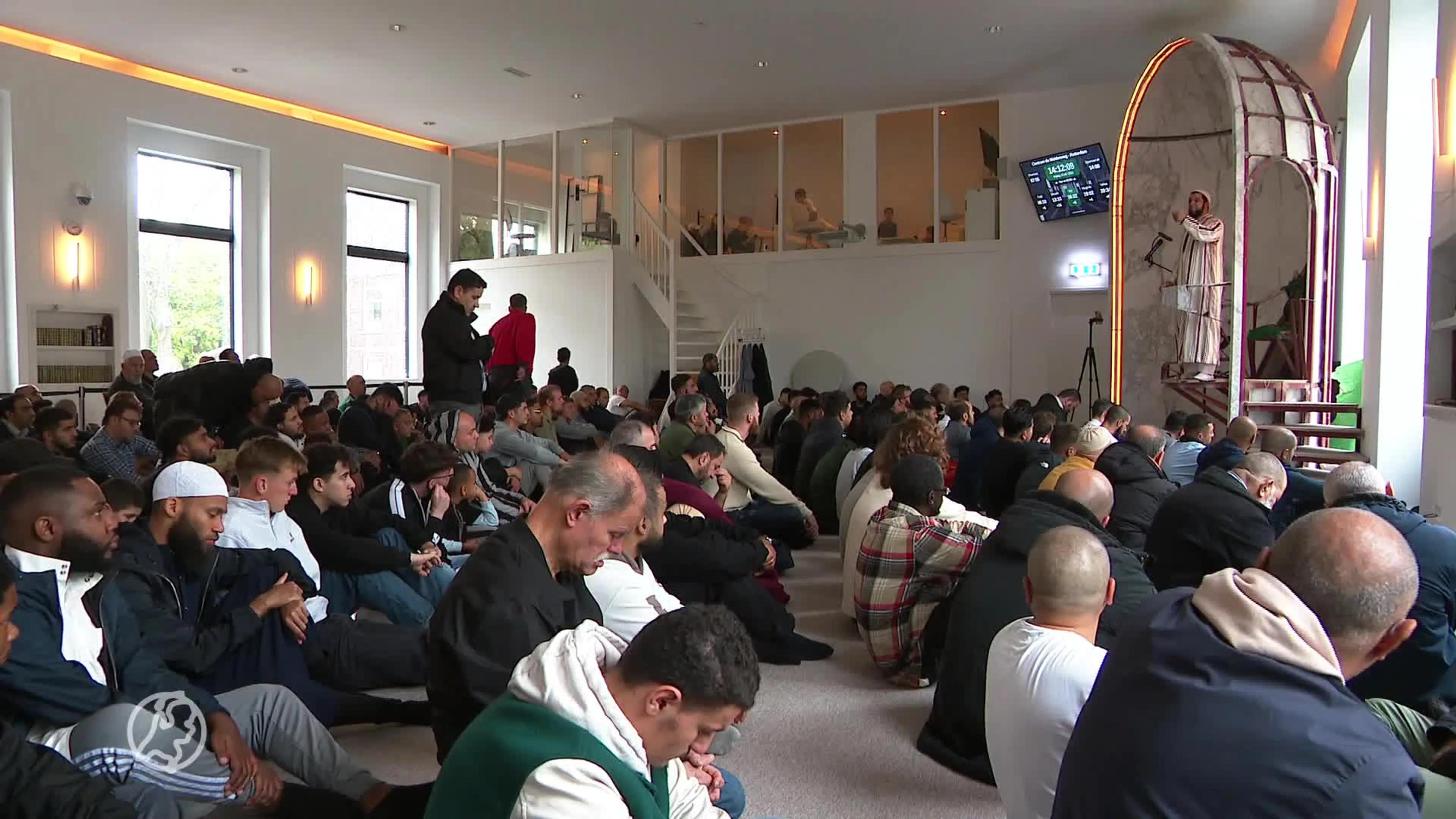 Steeds meer Nederlanders bekeren zich tot islam, ook Tom (32)