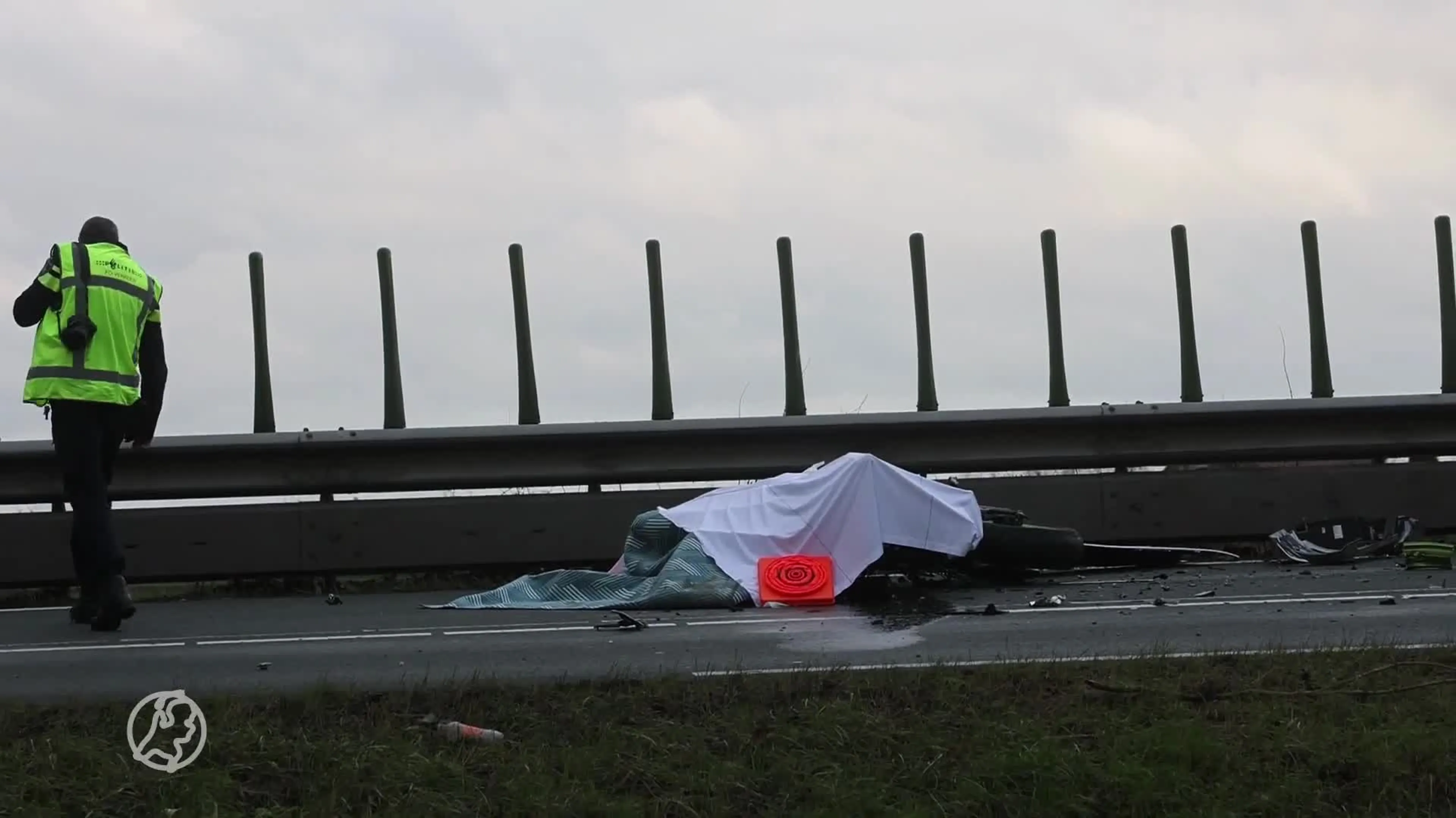 Motorrijder overleden na botsing met vrachtwagen in Bleiswijk