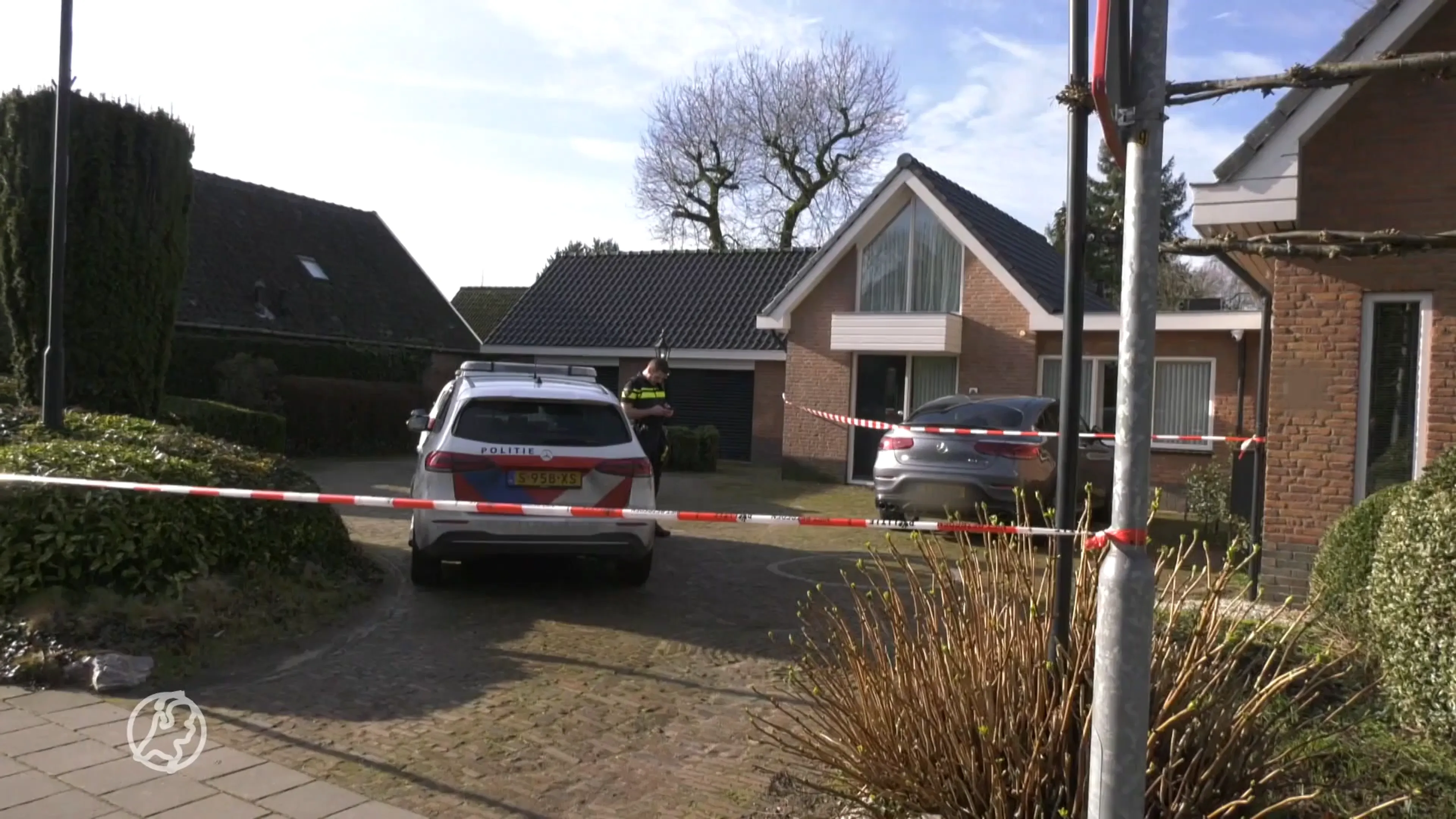 Muntenhandelaar overvallen in Garderen, eigenaar gaat dieven met knuppel te lijf