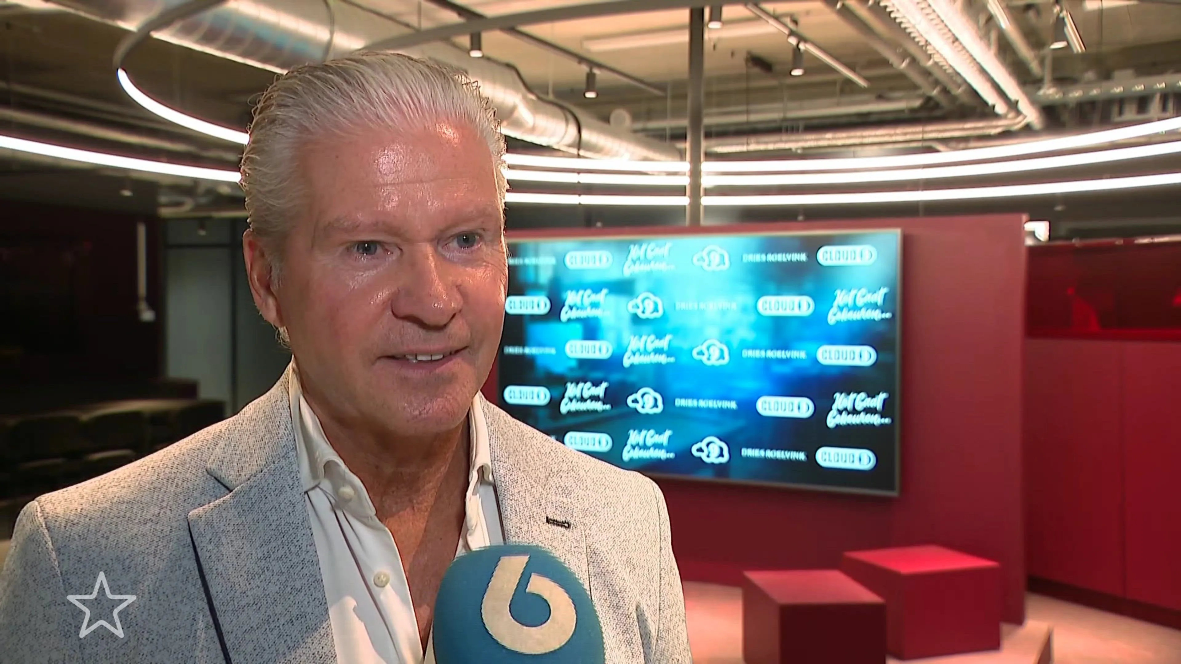 Vrijgezelle Dave Roelvink 'redelijk hersteld' na breuk met Marijn Kuipers