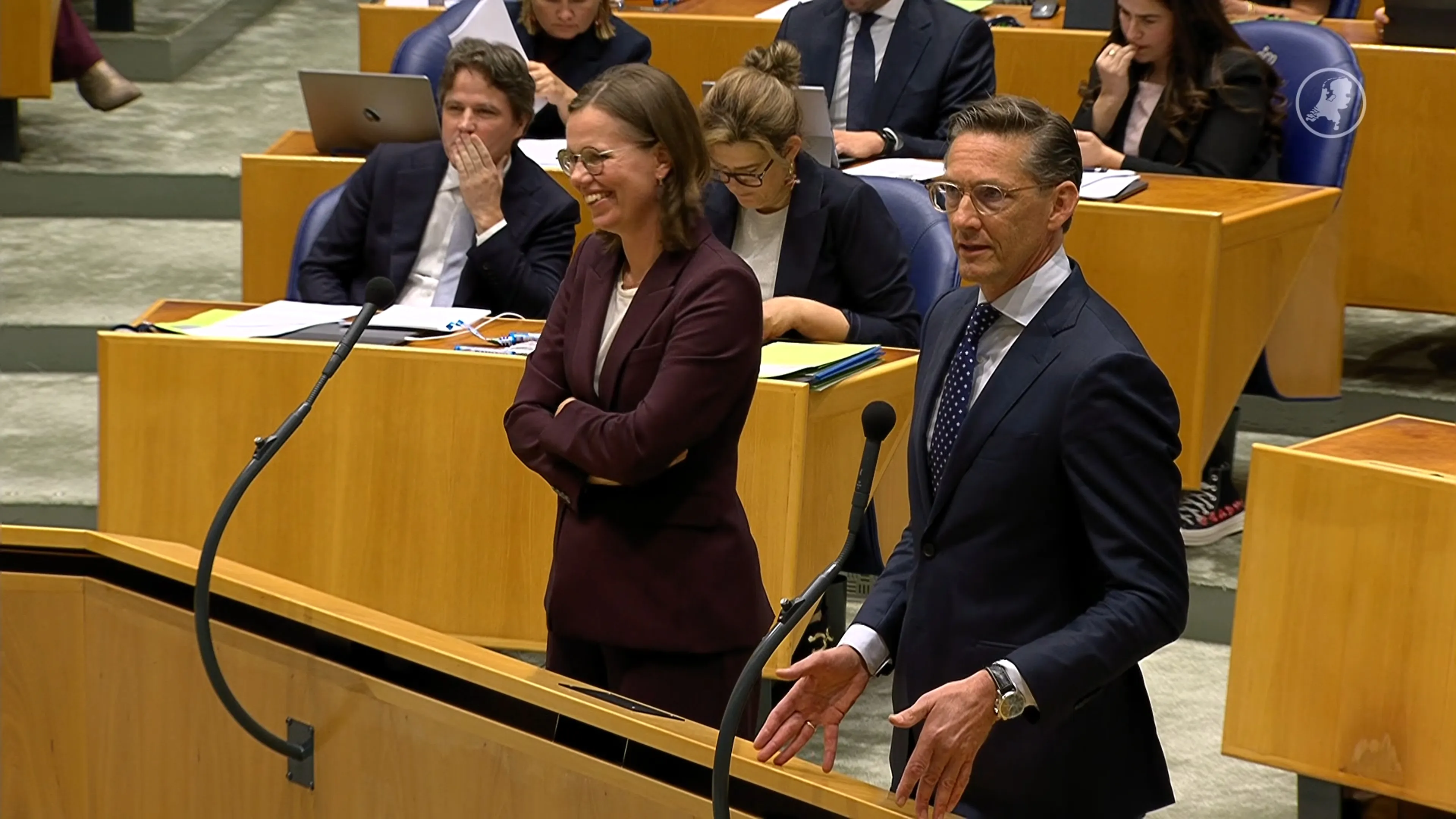 Eerdmans wil roze bril Patternotte niet opzetten: 'Kies eens voor rechts'