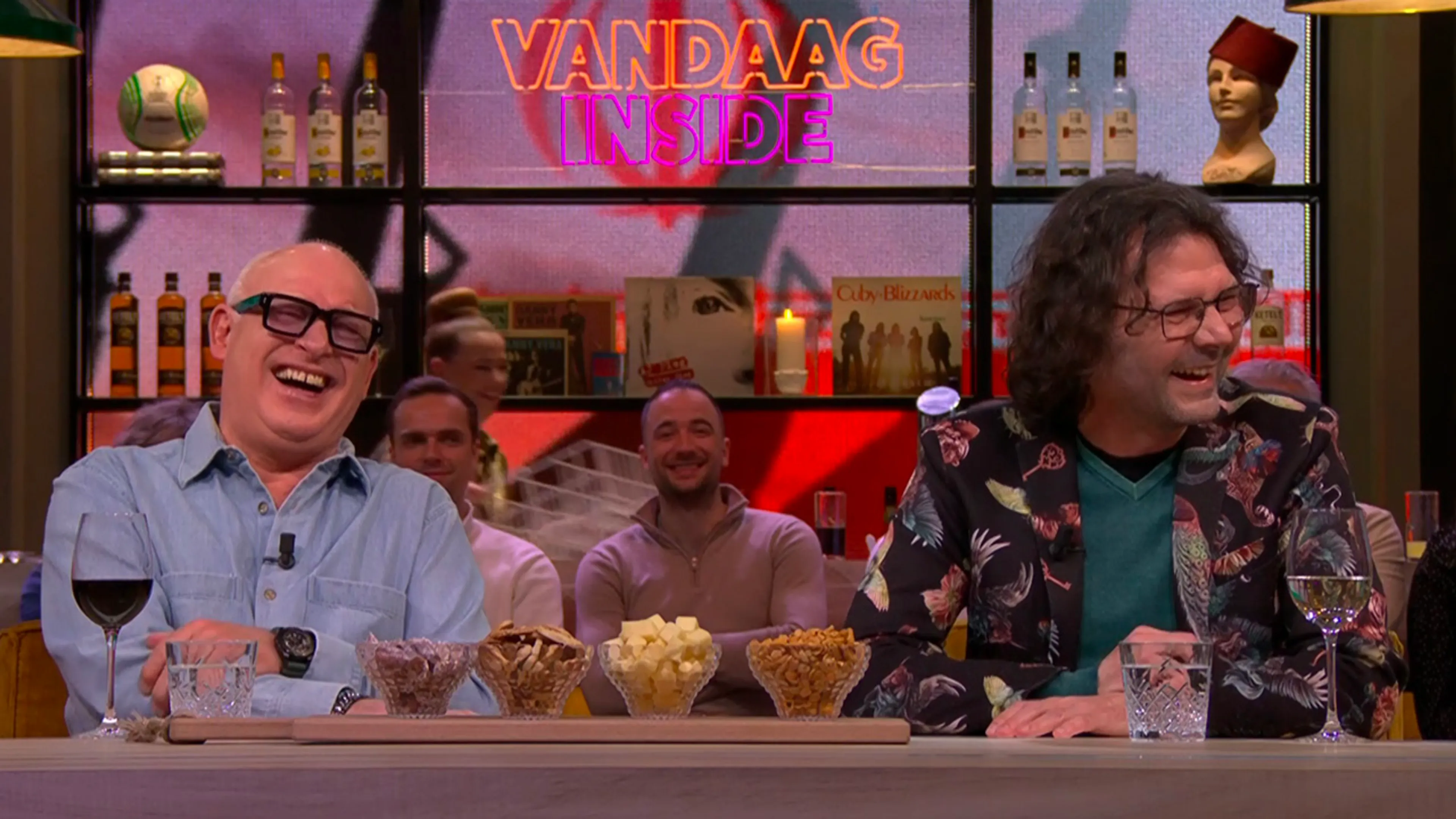 Tot hoelaat duurt de theatershow van Raymond? 'Tot 3 uur 's nachts!'