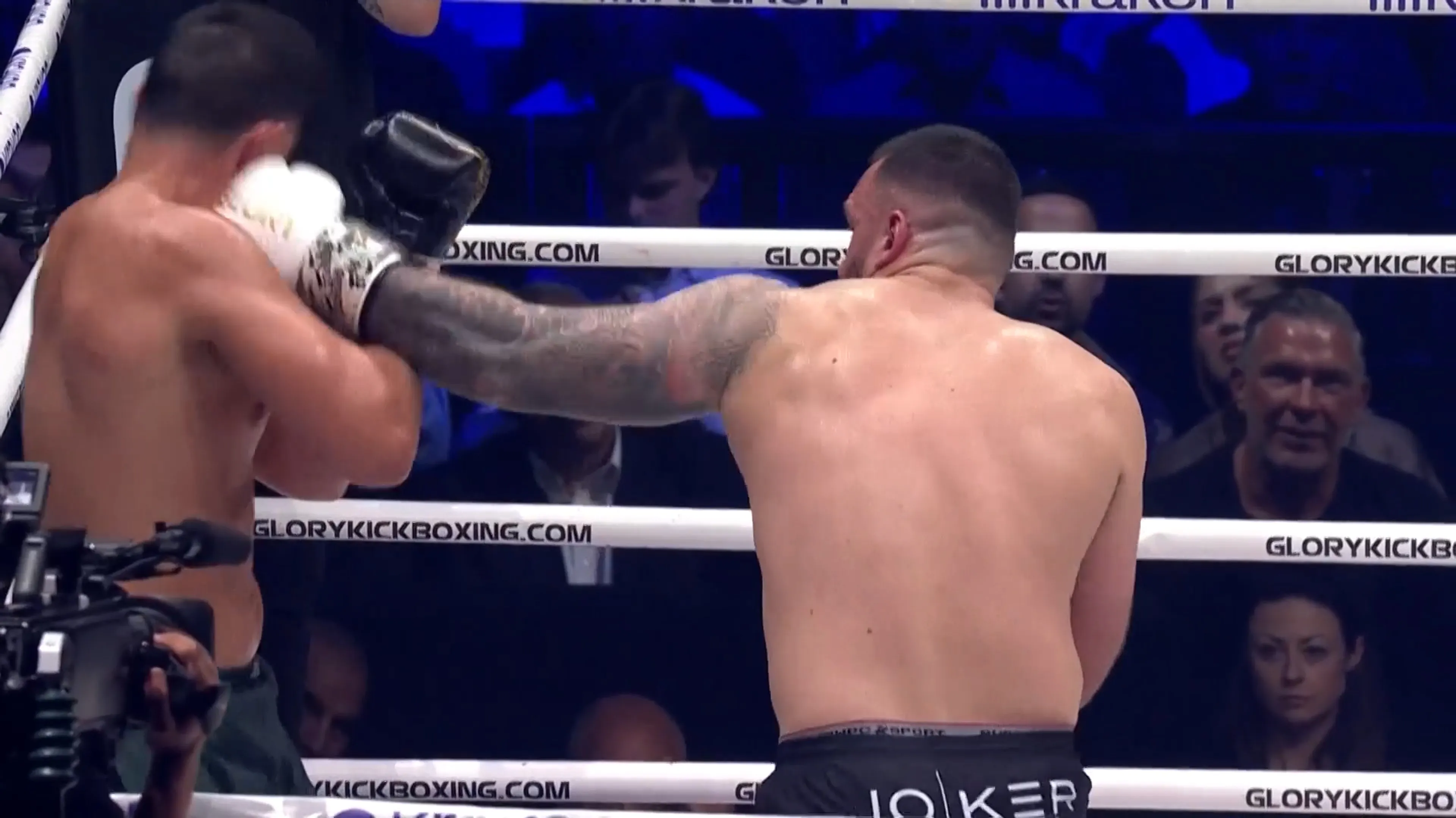GLORY COLLISION 9 | Plazibat Finisht Bouzid