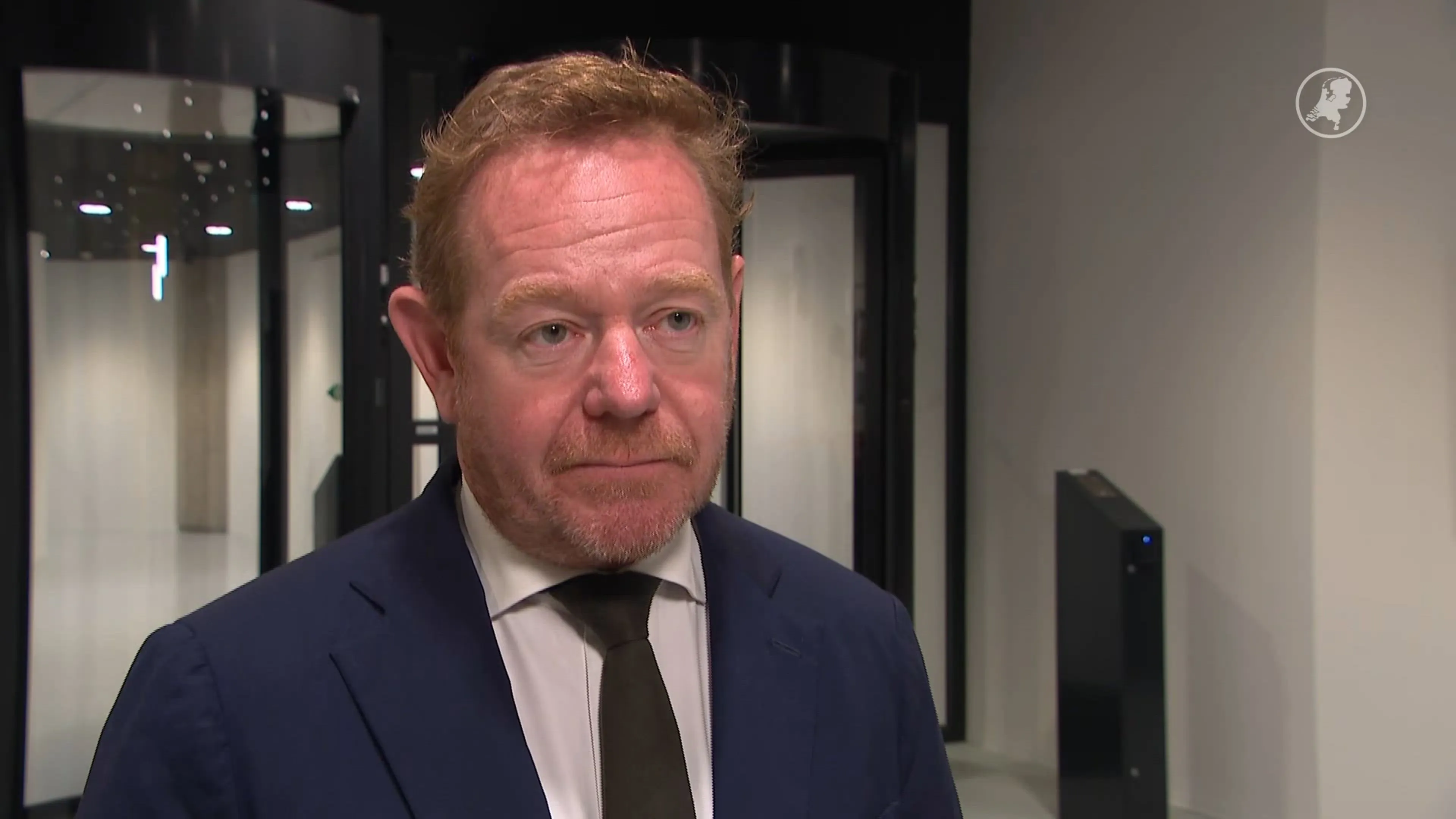 Minister Van Weel blijft politiegegevens voor cold cases voorlopig bewaren