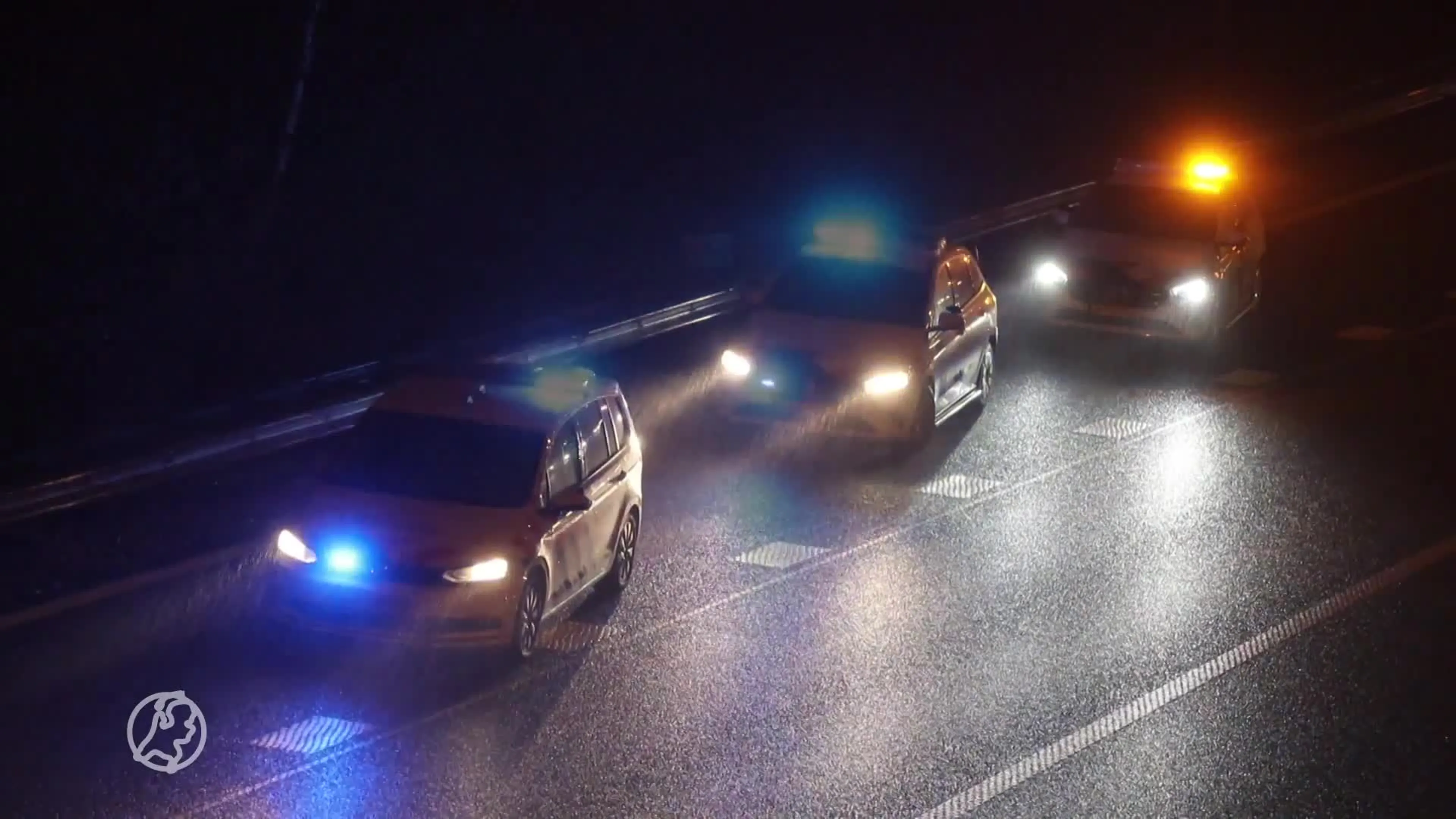 Wandelaar aangereden op snelweg A50