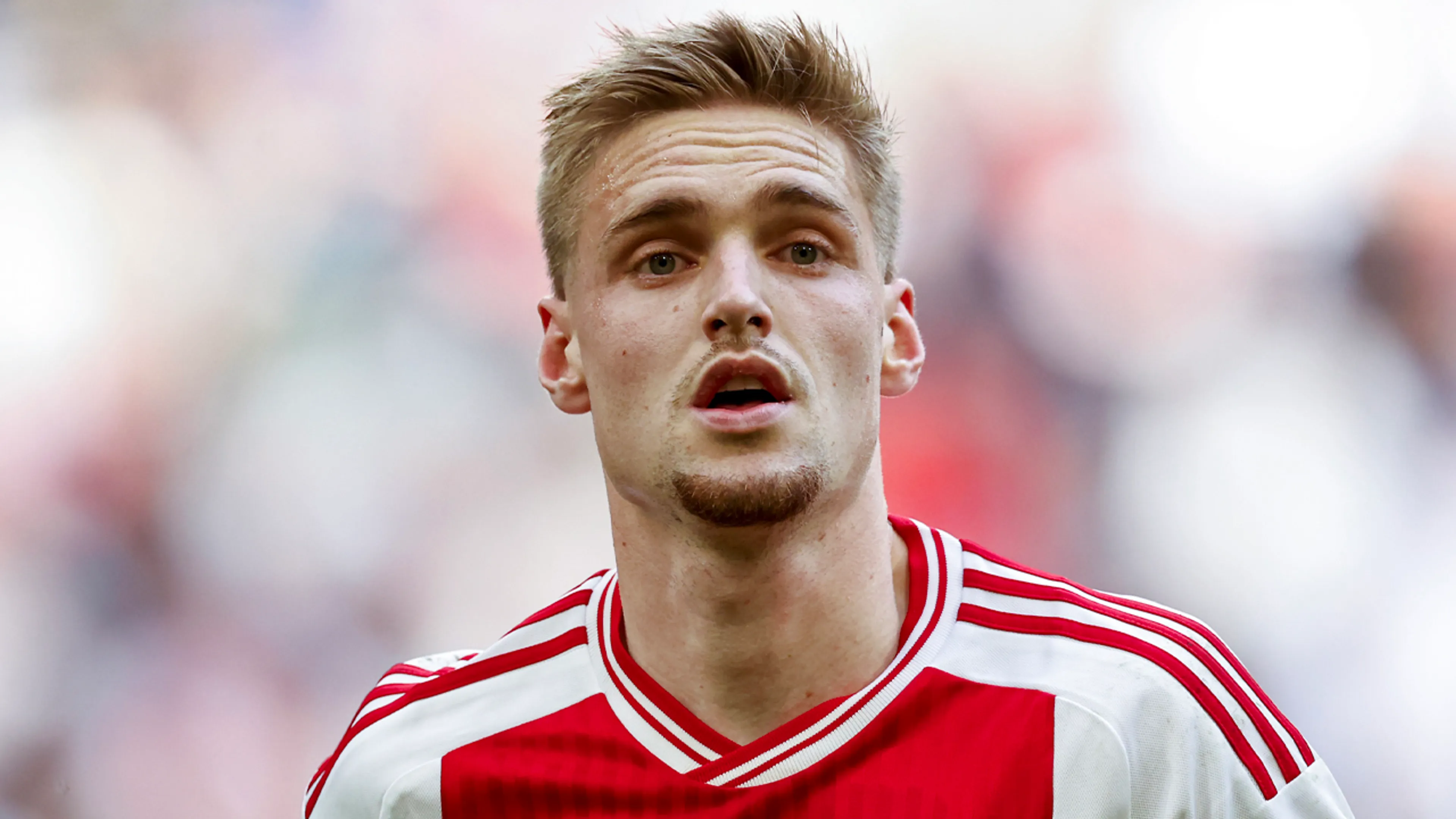 'Kenneth Taylor heeft aanbieding gehad van hele grote club'