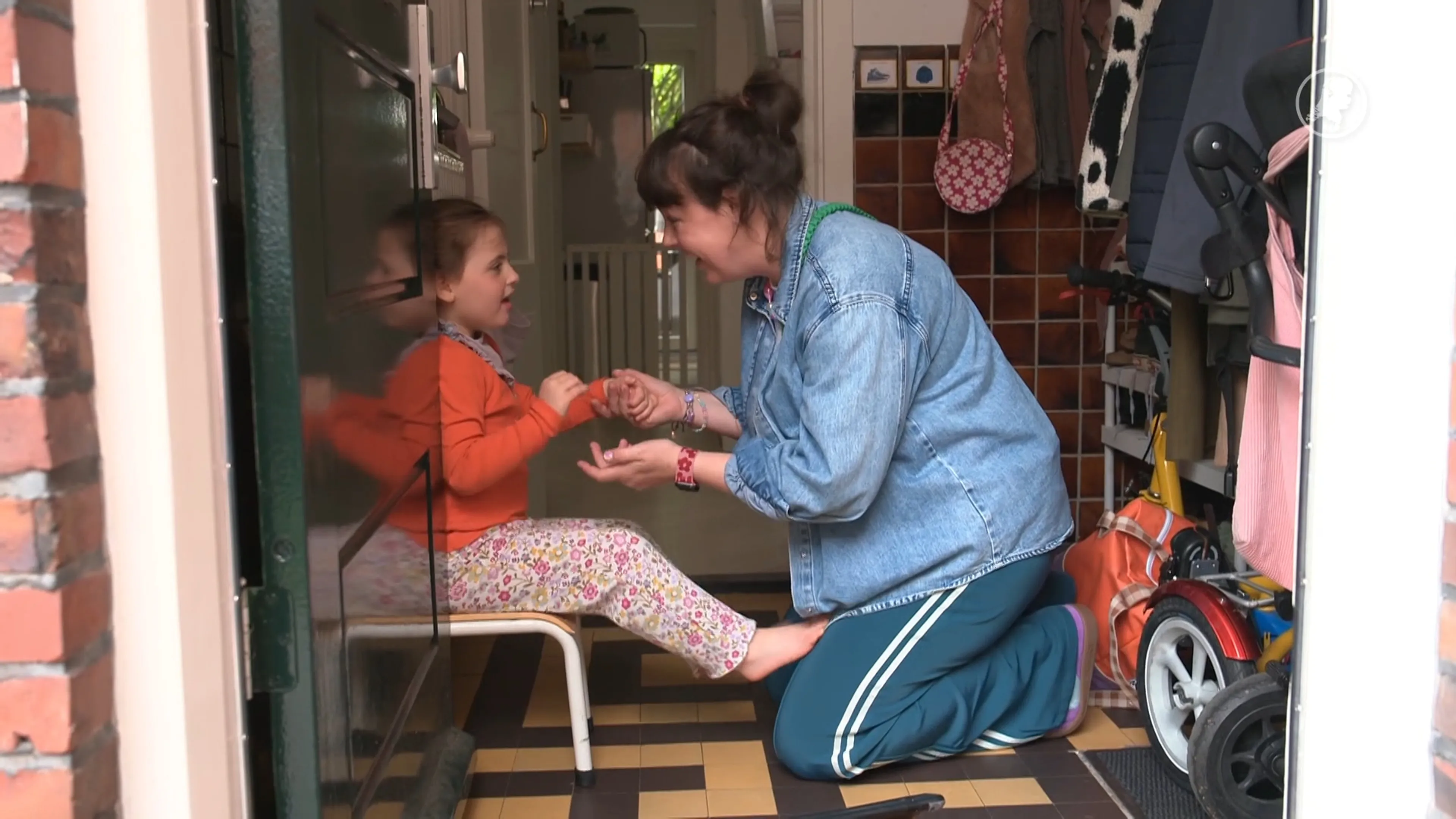 Evelien Kolsteeg vertelt over mantelzorgen voor haar dochter Suze (4)