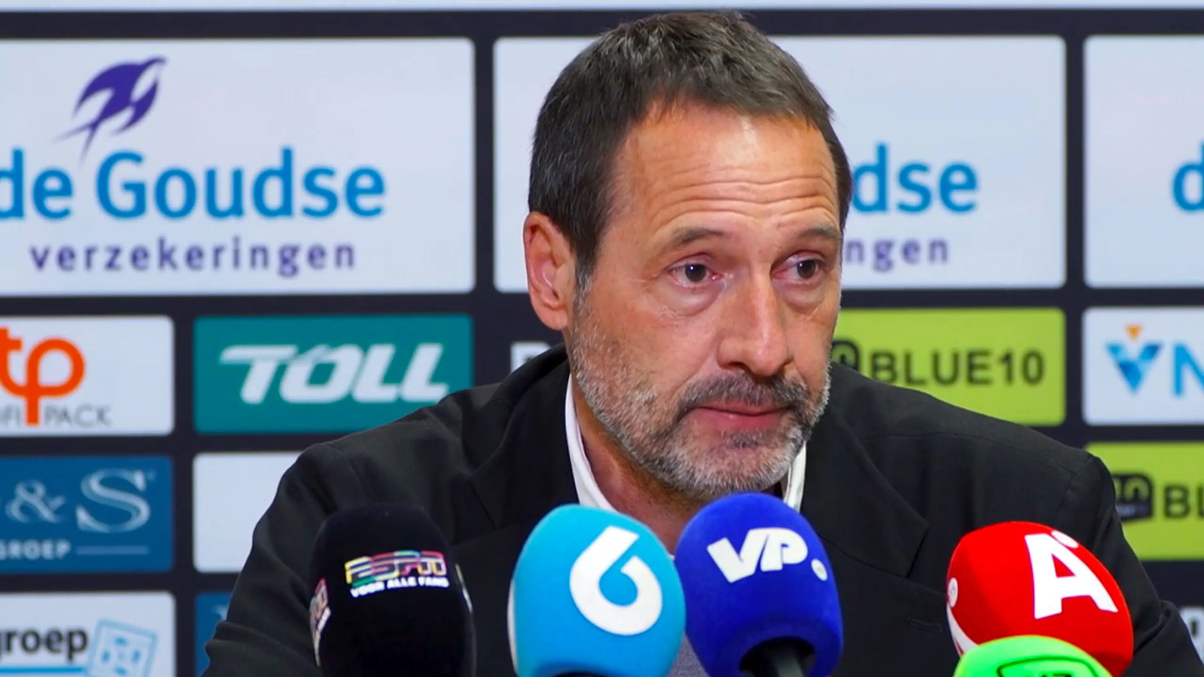 Waarom neemt Henderson de vrije trappen? ‘Afspraken die ze onderling hebben gemaakt’