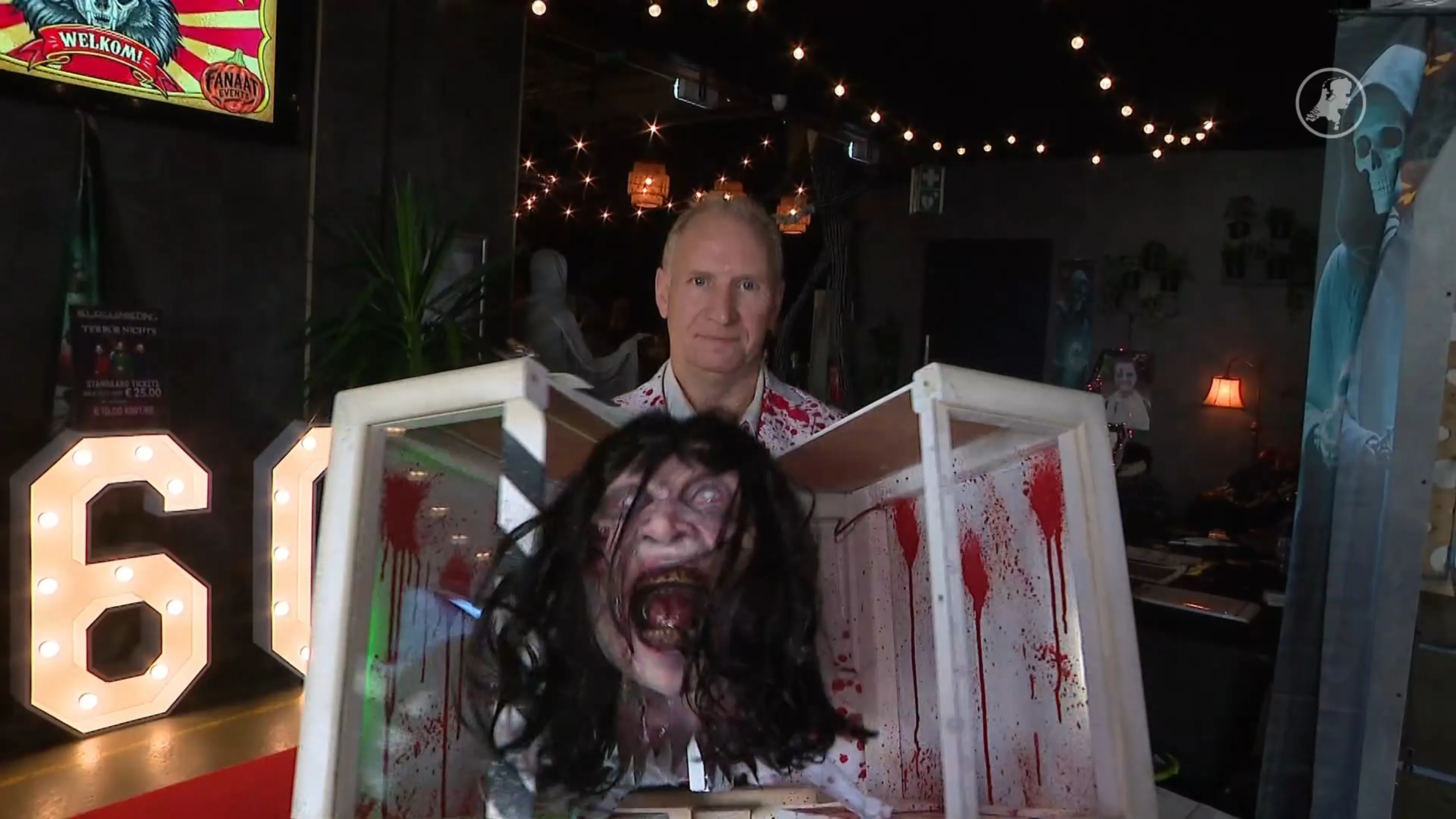 Halloweenbeurs in Roelofarendsveen trekt honderden bezoekers