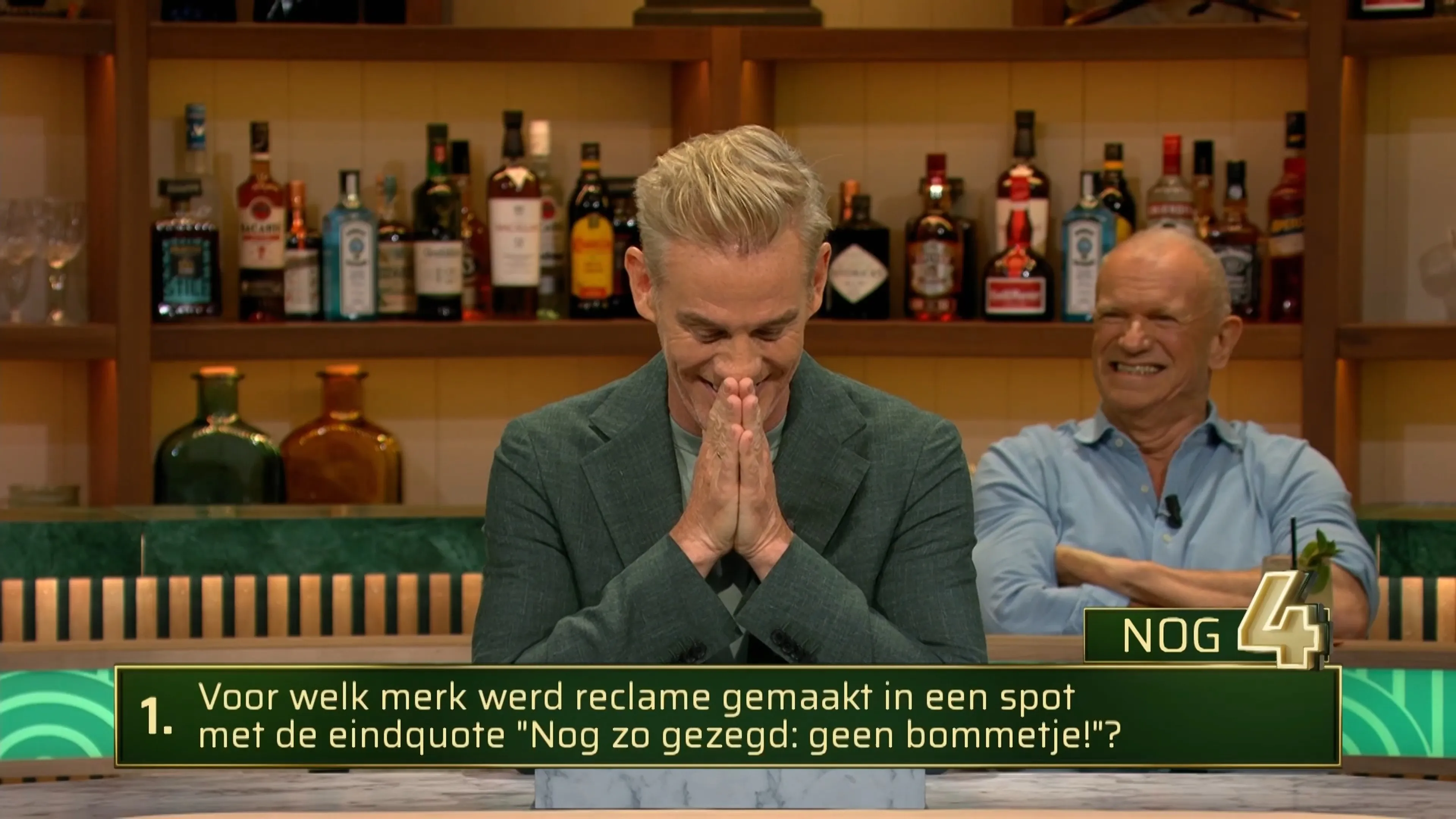 Art zegt het antwoord per ongeluk voor!
