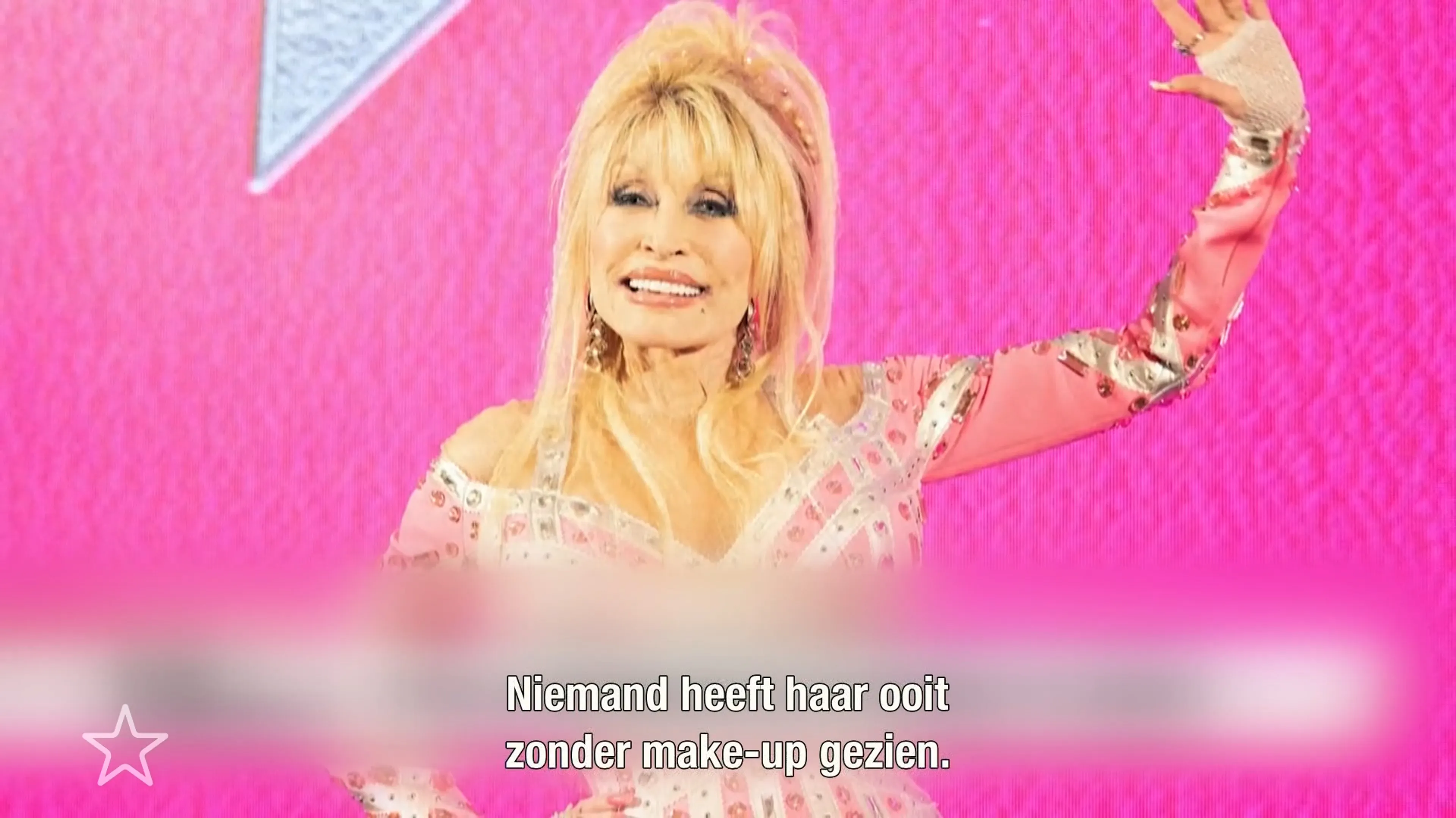Dolly Parton droeg altijd make-up, ook 's nachts