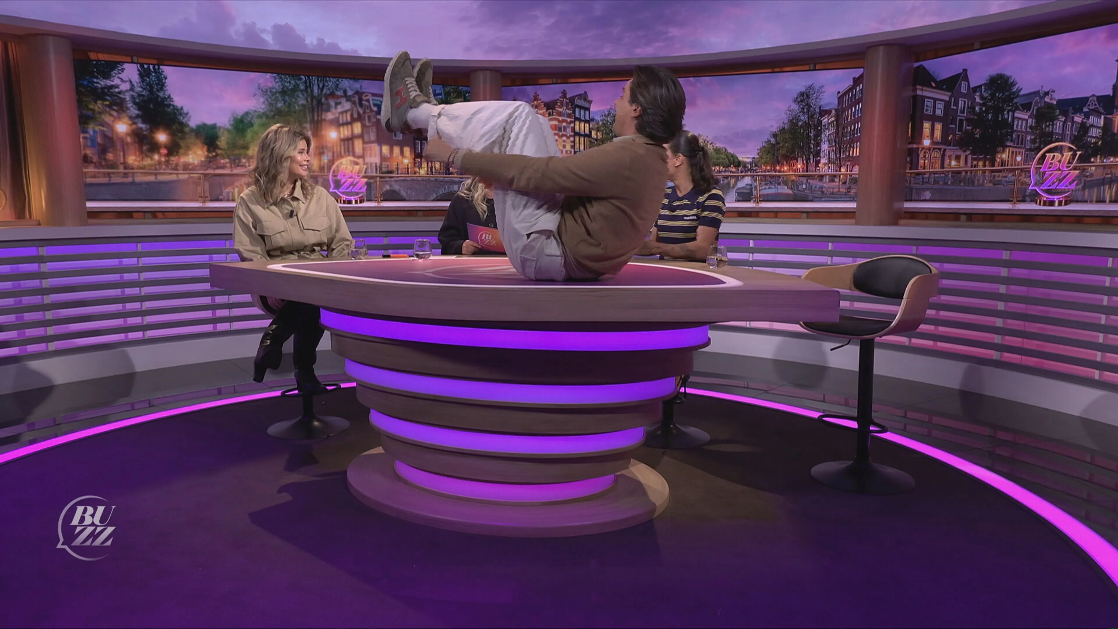 Seizoen 1, aflevering 34
