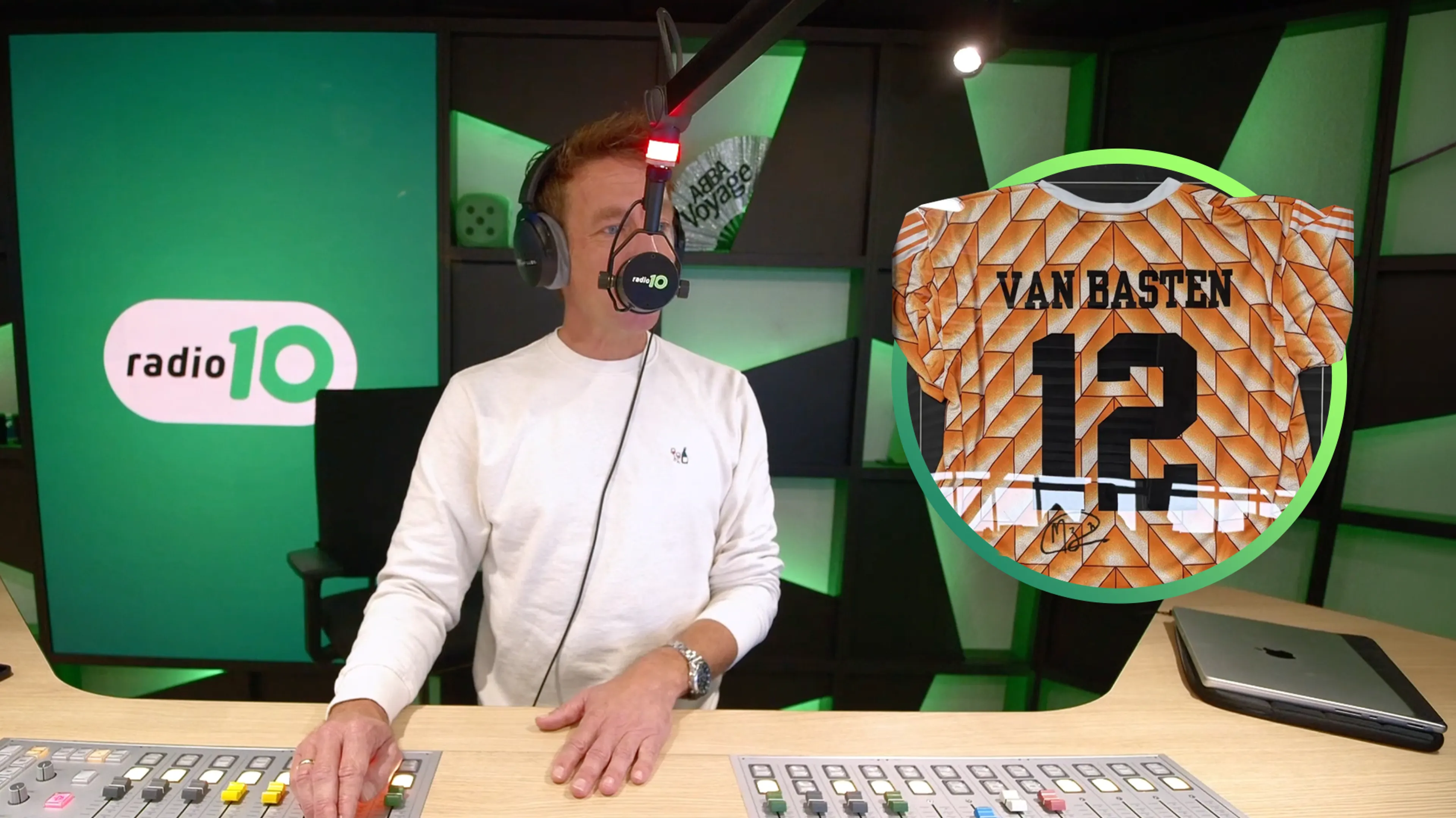 Hoe een kringloopwinkel opeens een Marco van Basten shirt uit '88 kreeg