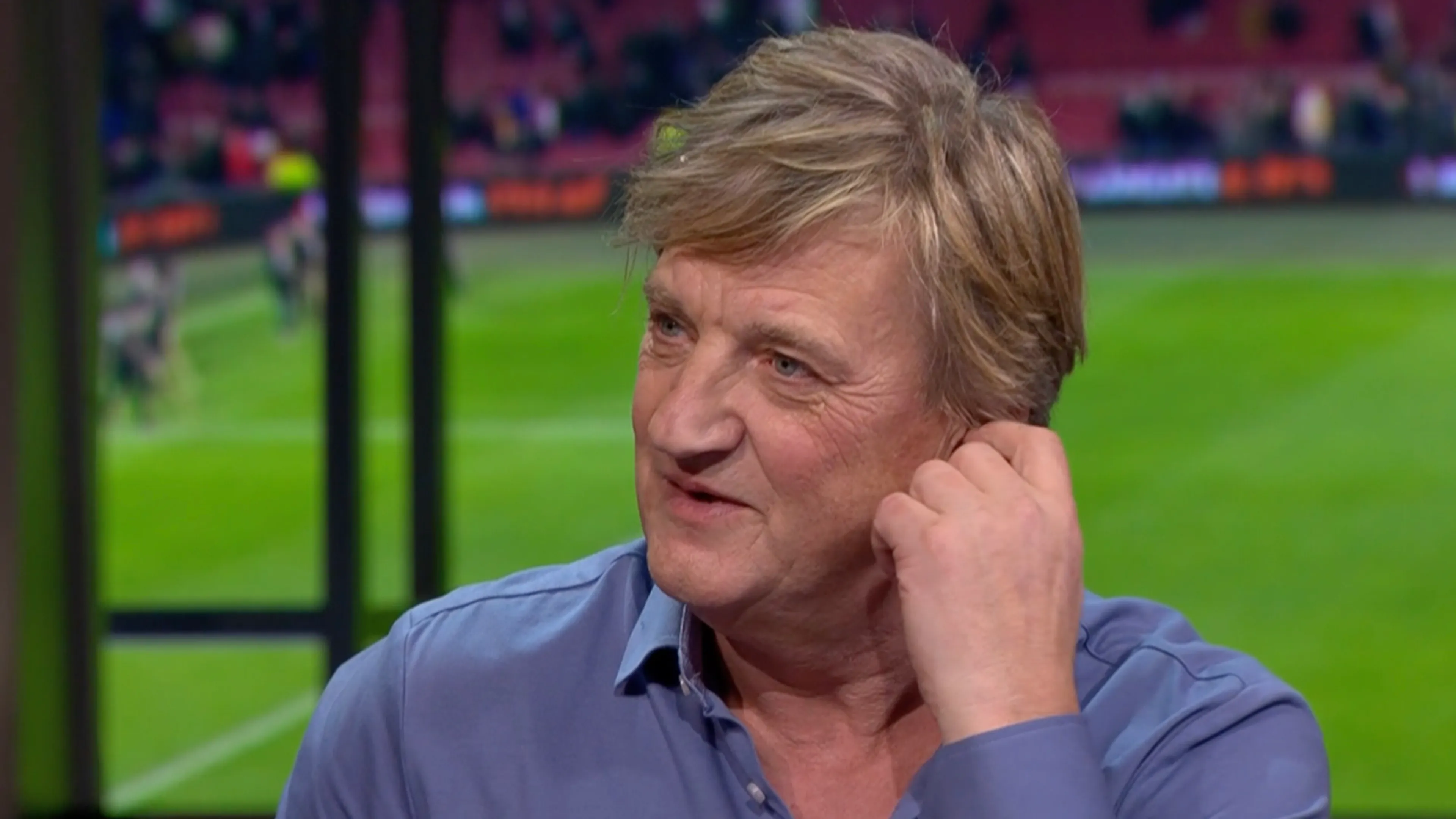 Wim kritisch op Akpom: 'Zelfs Cristiano Ronaldo zou deze bal afschuiven'