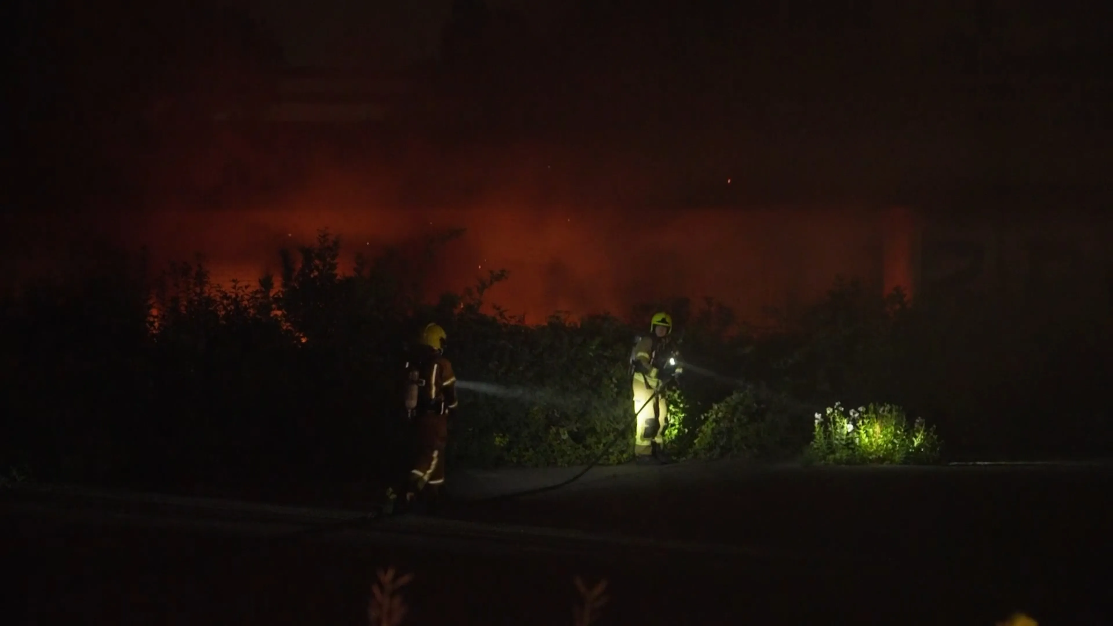 Brandweer vreest slapende daklozen bij buitenbrand