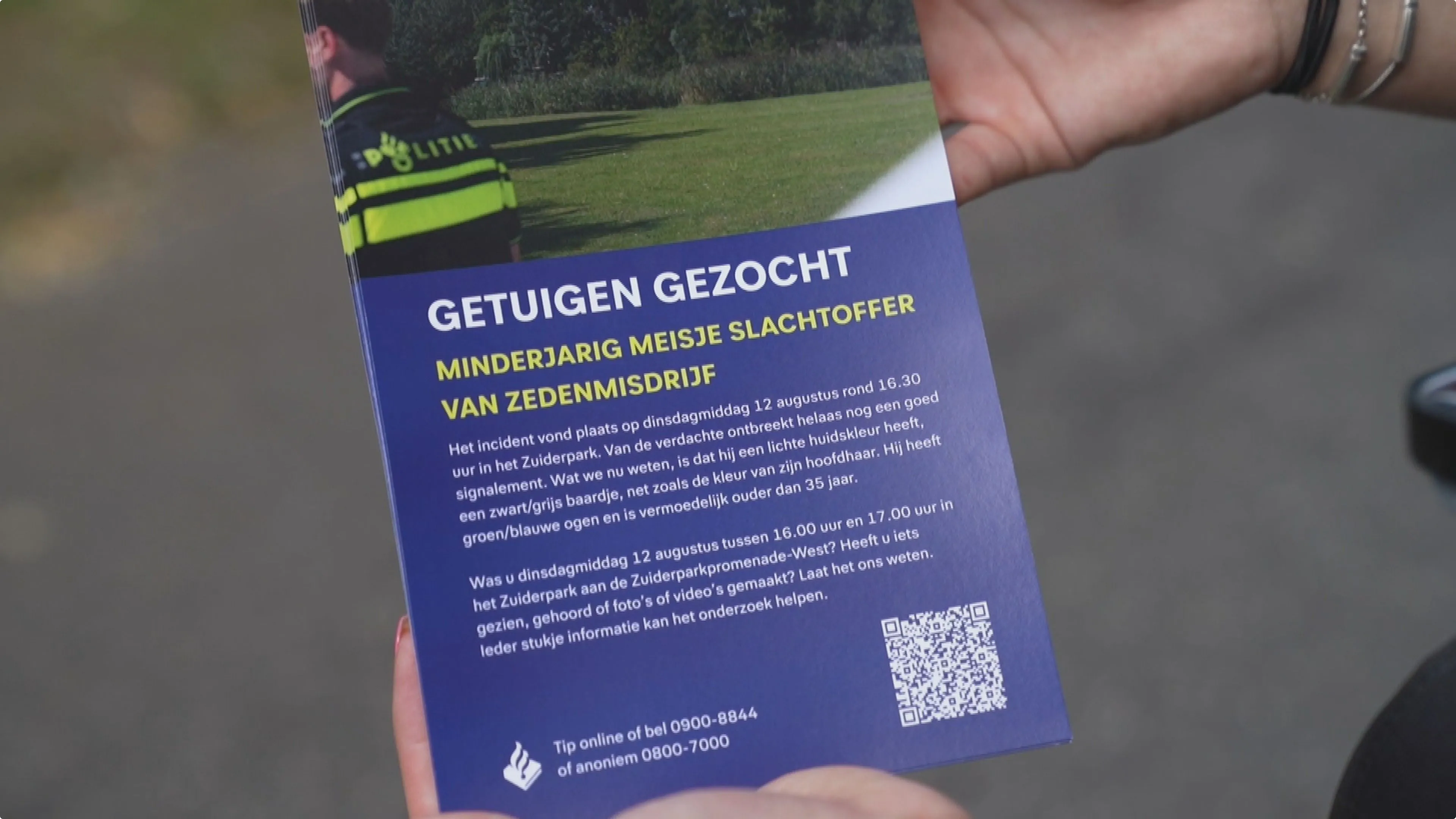 De flyer in de zoektocht naar de verdachte die een meisje betastte in het Zuiderpark. Beeld: MediaTV