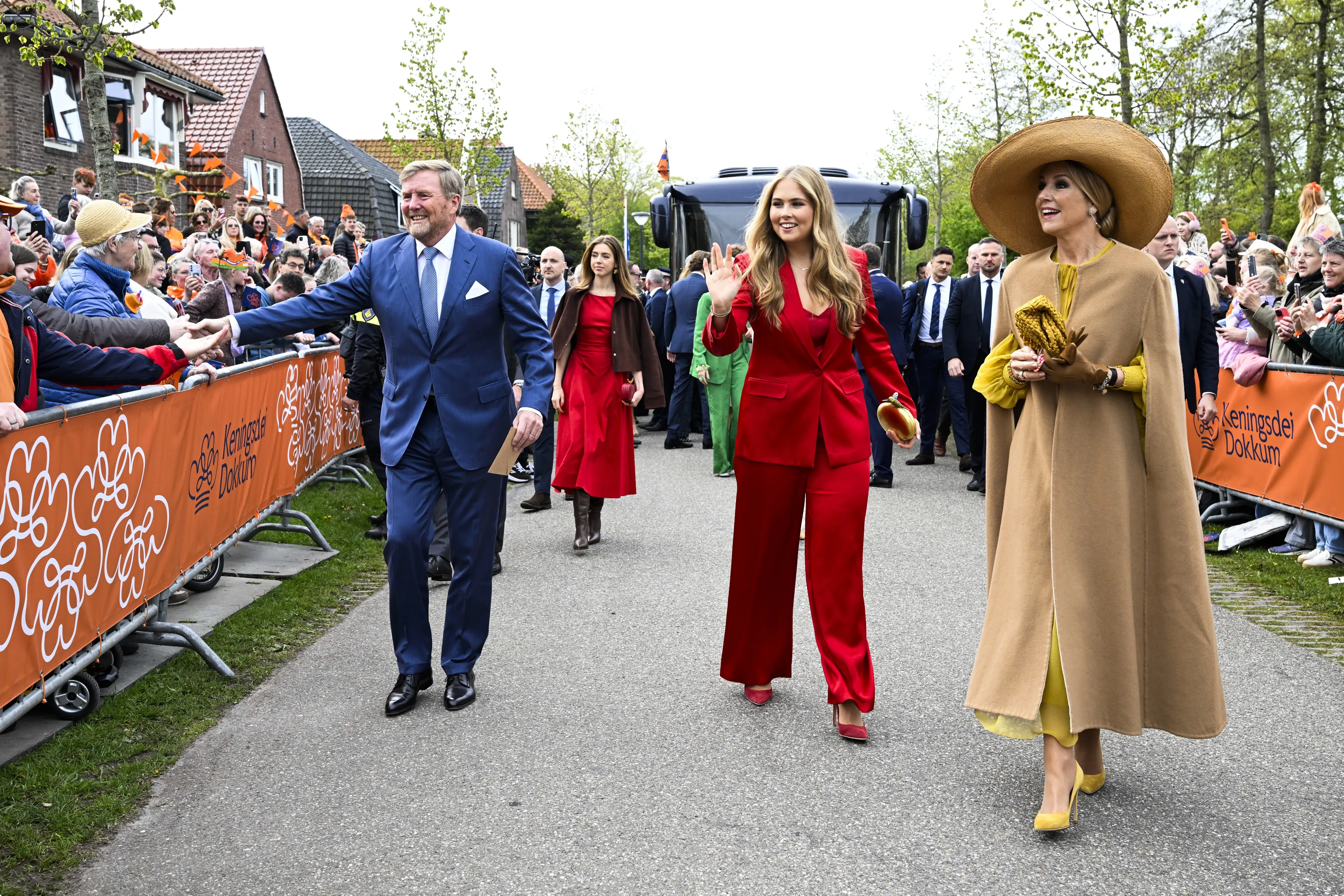 Koninklijke familie viert Koningsdag in Dokkum. Beeld: ANP