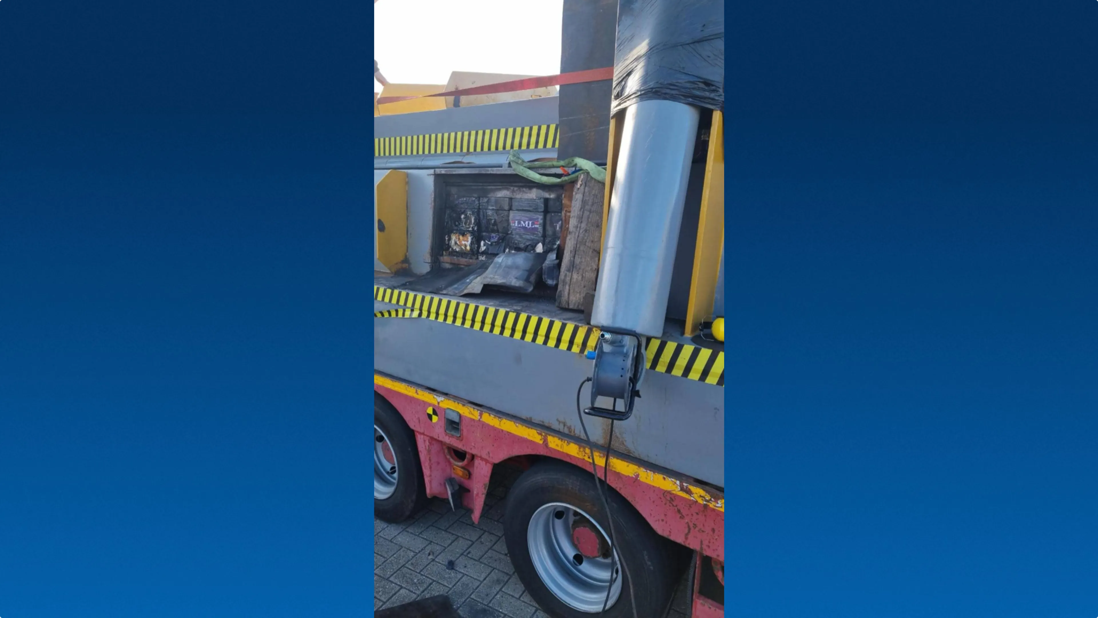 Zijkant perscontainer. Beeld: Openbaar Ministerie