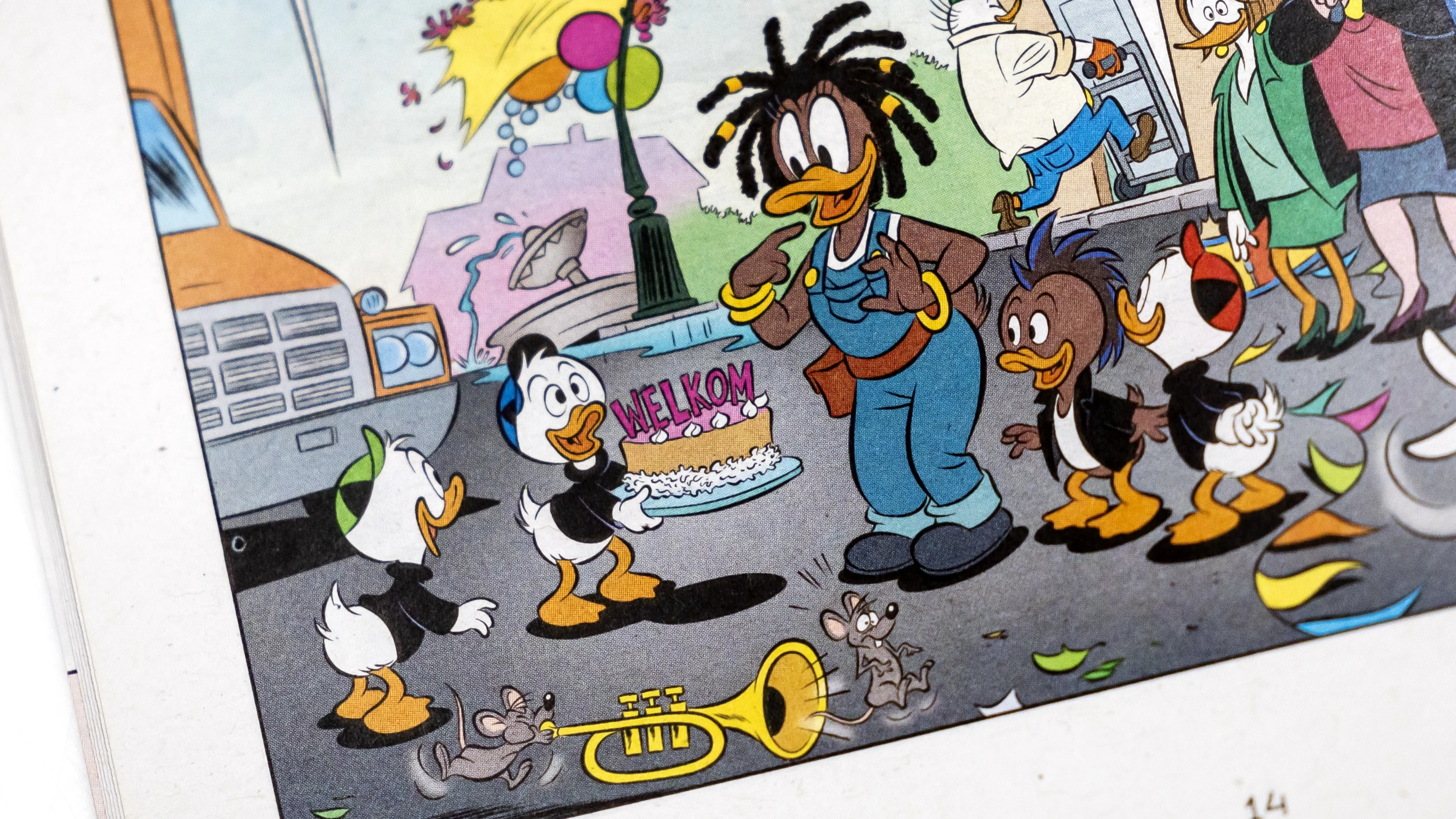 De nieuwe buren van Donald Duck: Eva Hamerslag en haar zoontje Lex. Beeld: ANP