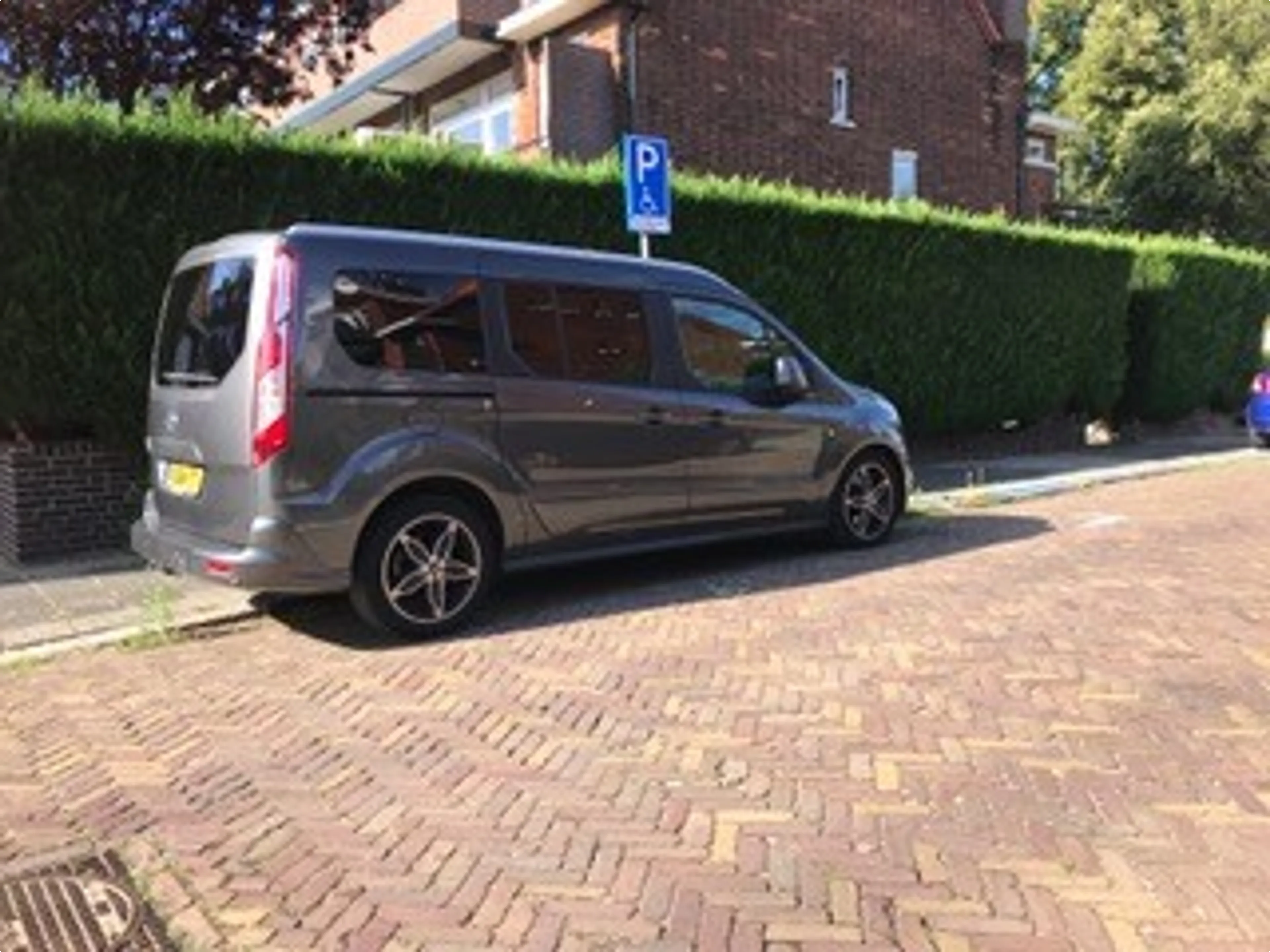 Jacobs auto is weer terug, eigen foto. 