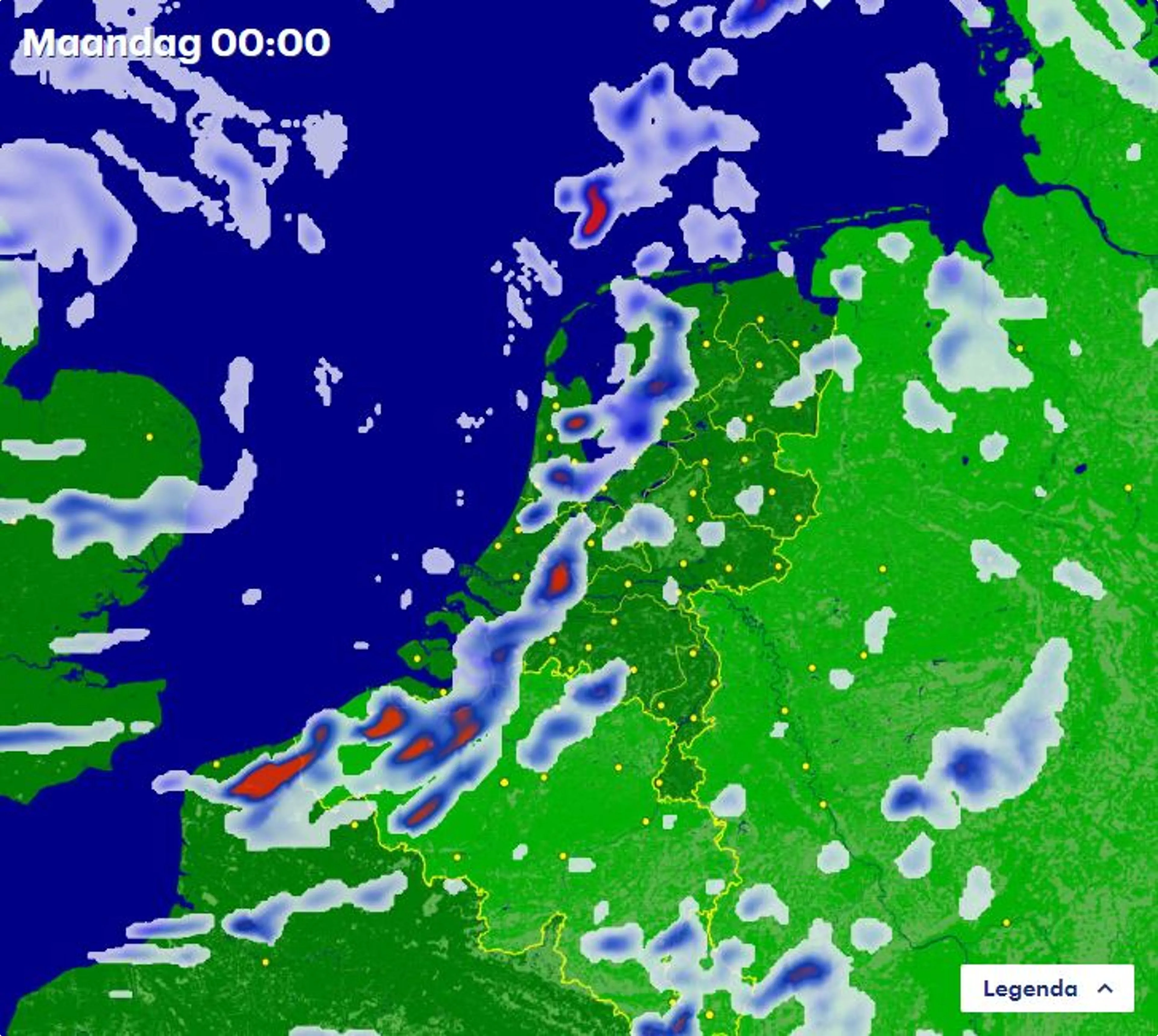Het weer tijdens de jaarwisseling, beeld: Buienradar