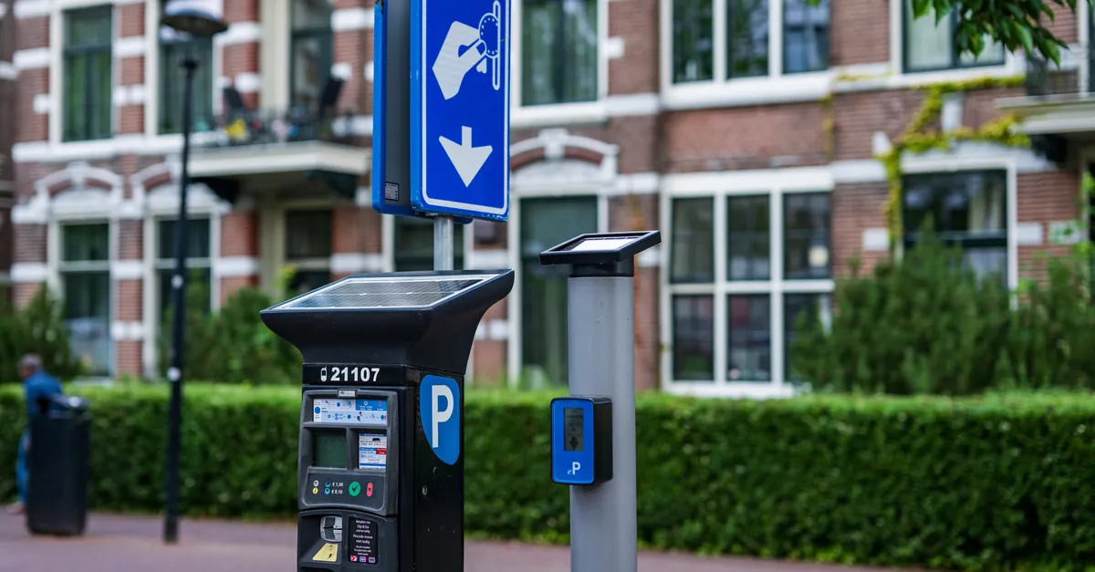 Paid Parking Zones Surge Across the Netherlands Amid Rising Rotterdam Backlash
