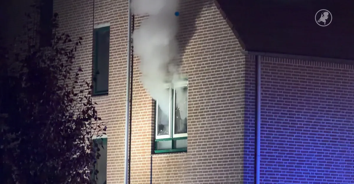 Hart van Nederland - Late Editie: Brand na explosie in Leusden