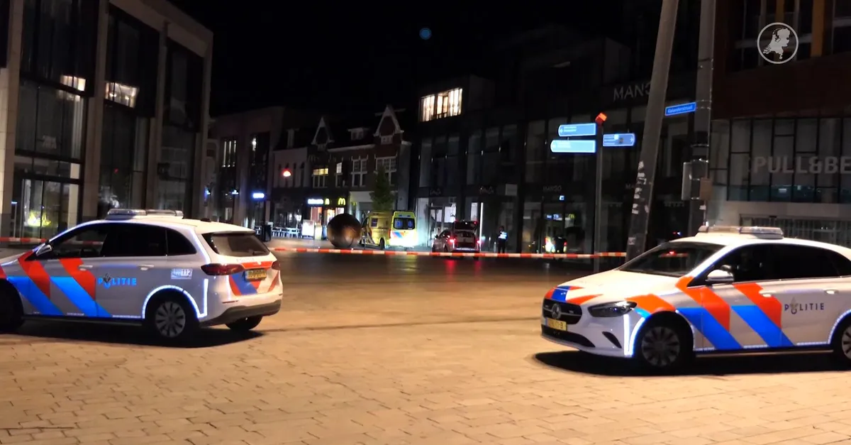 Hart van Nederland - Late Editie: Twee gewonden na steekpartij Enschede