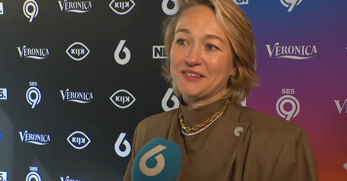 Shownieuws: Carolien Spoor speelt in eerste Nederlandse 'verticale ...